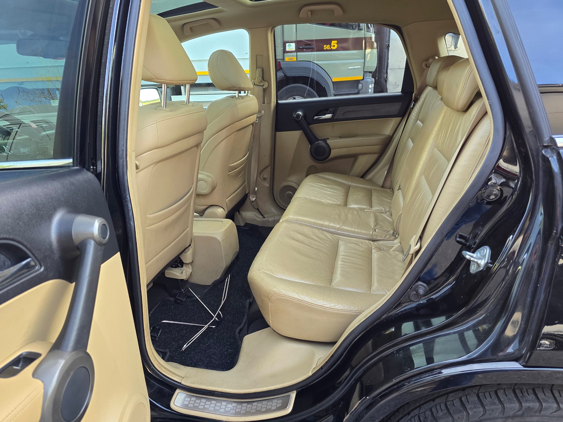 HONDA CR-V 2.2 i-DTEC 4WD Executive Plus Automatic-image-16