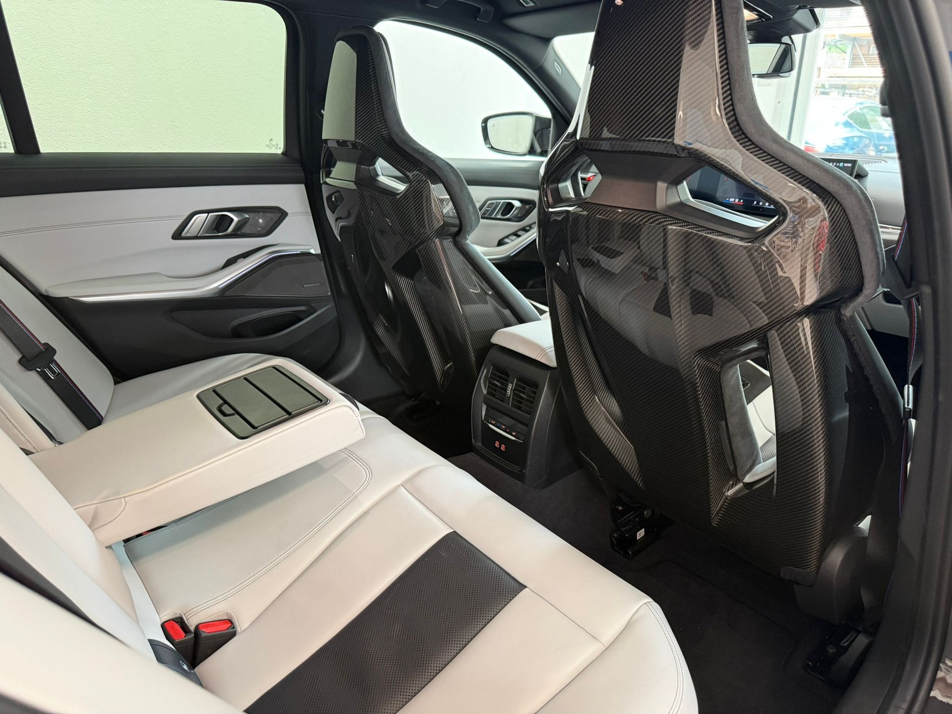 BMW M3 Touring xDrive Competition M-image-14