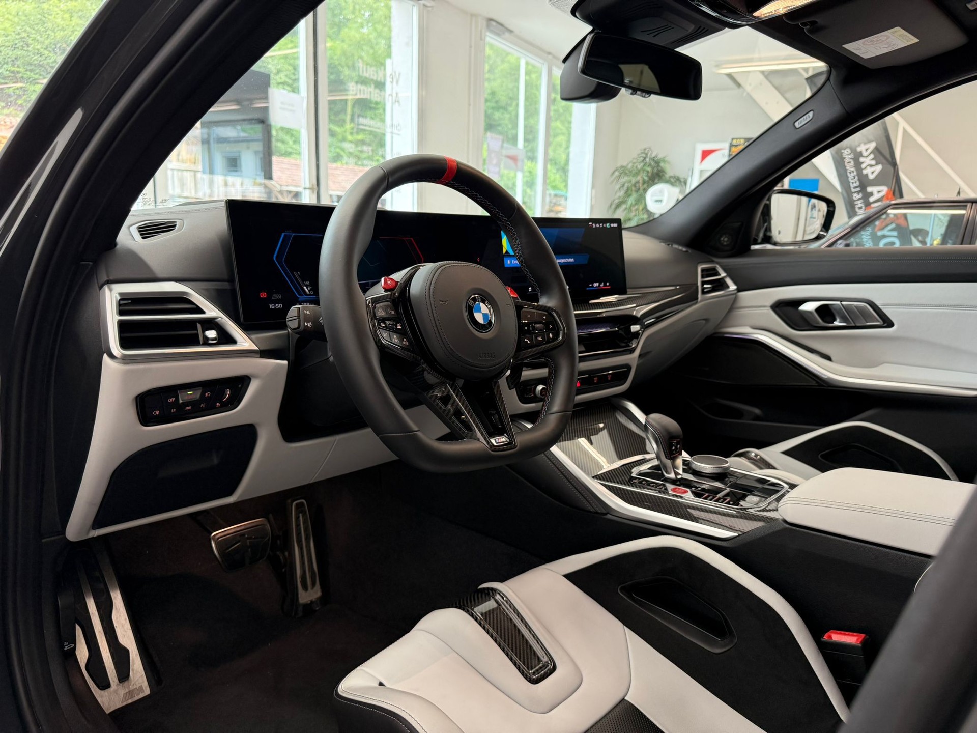 BMW M3 Touring xDrive Competition M-image-6