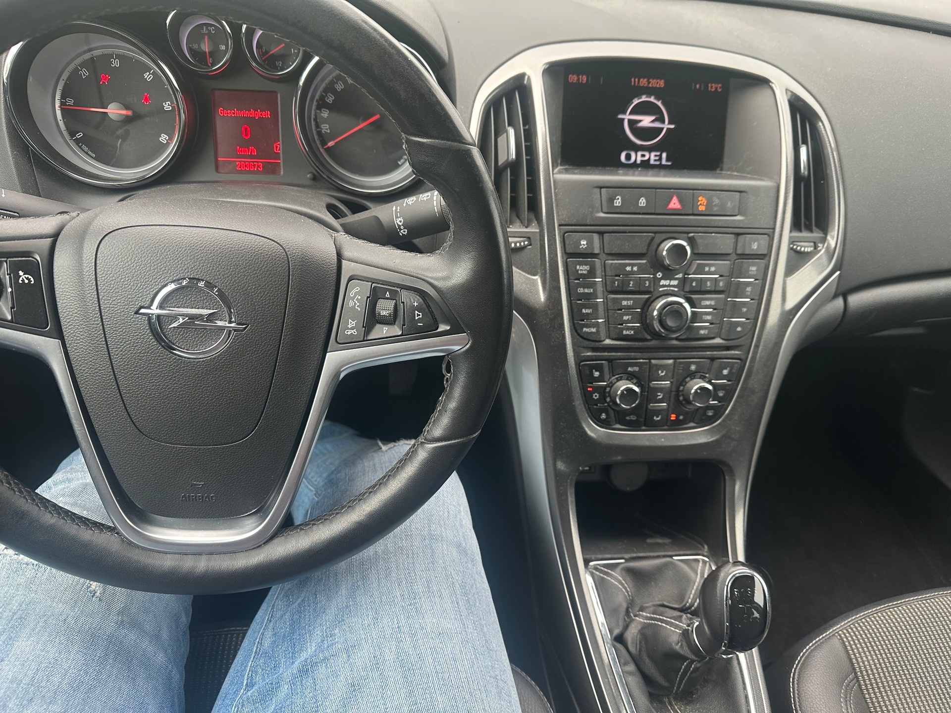 OPEL Astra SportsTourer 2.0 CDTi Enjoy-image-12