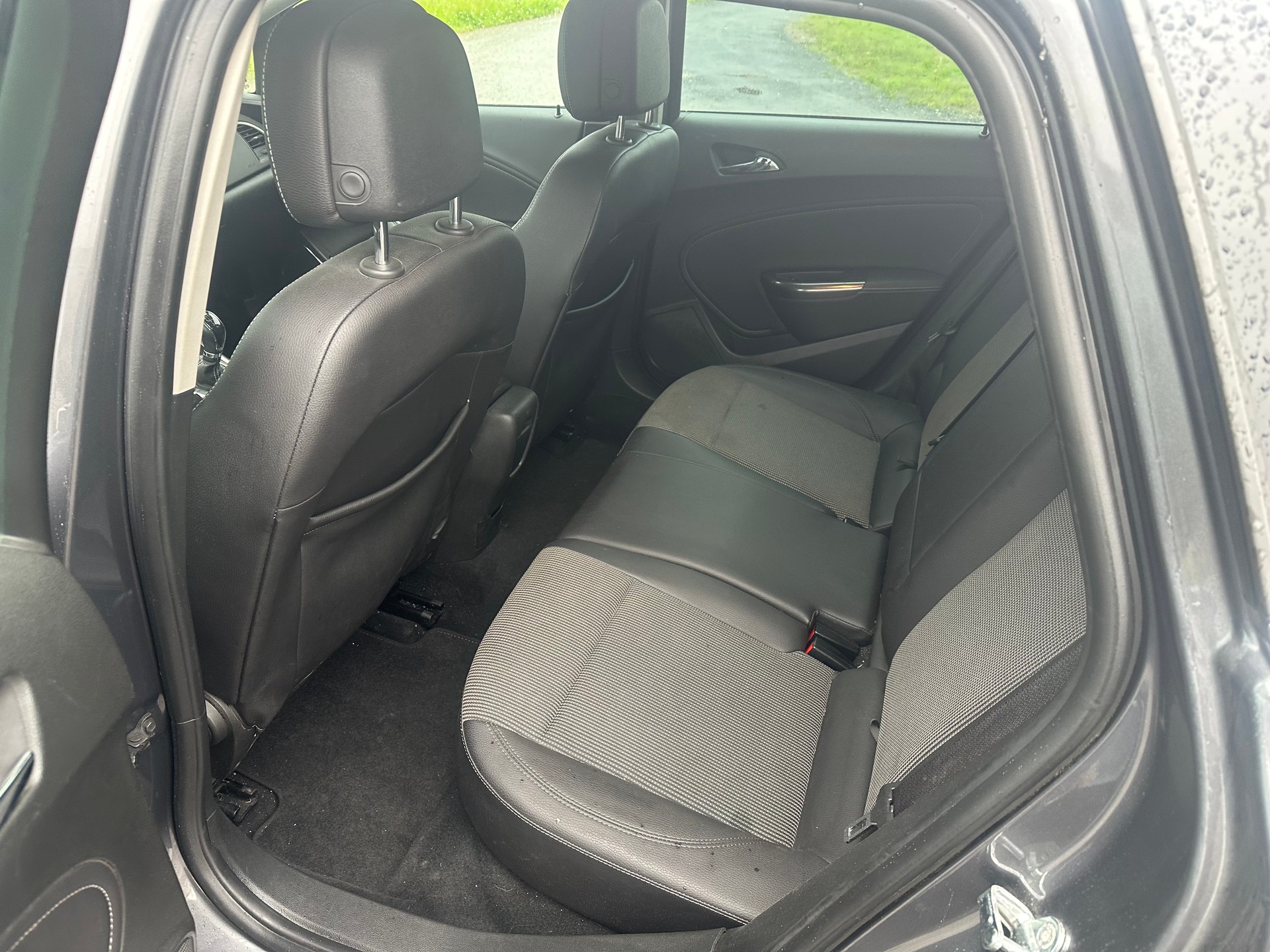 OPEL Astra SportsTourer 2.0 CDTi Enjoy-image-11