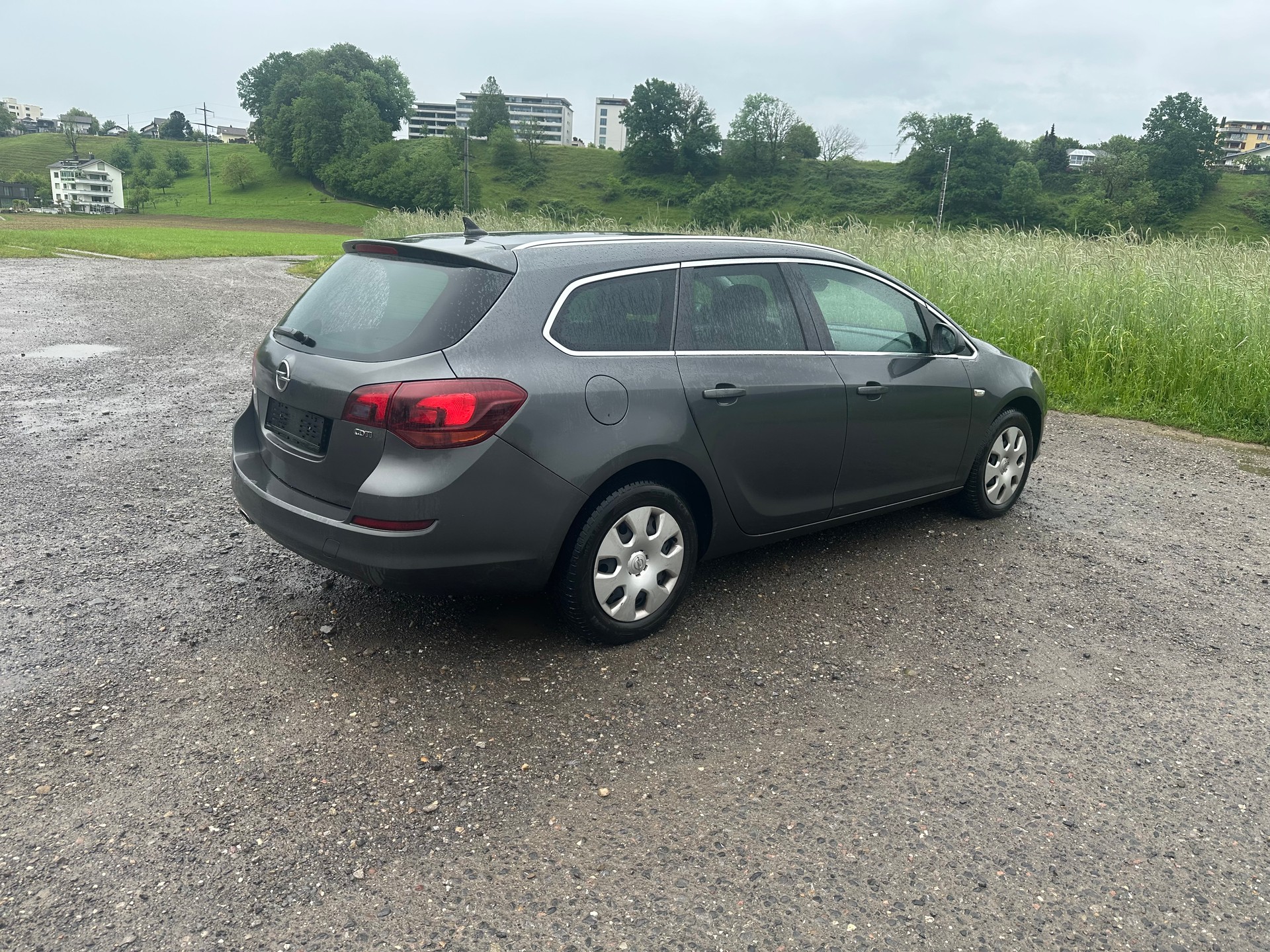 OPEL Astra SportsTourer 2.0 CDTi Enjoy-image-5