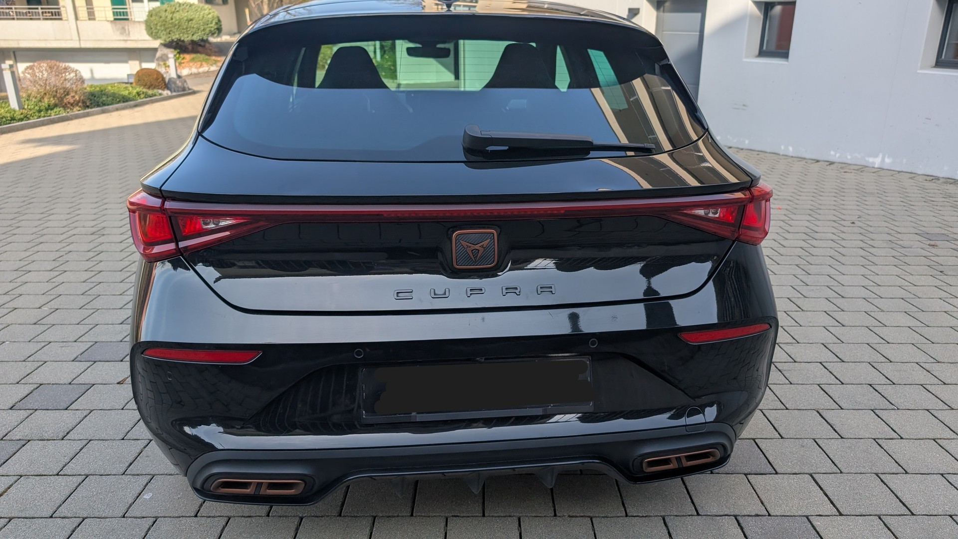 CUPRA 1.4 eHybrid DSG-image-3
