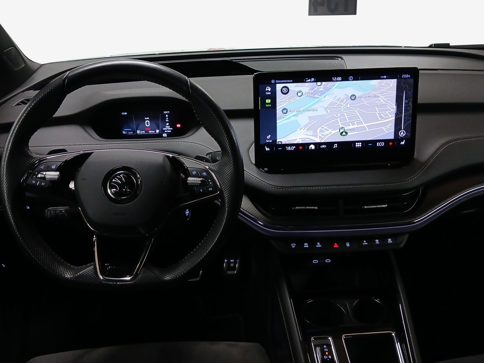 SKODA Enyaq iV 80x SportLine-image-9