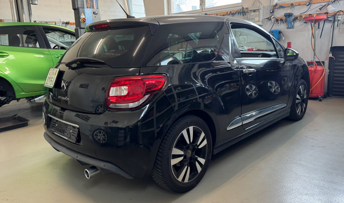 DS AUTOMOBILES DS3 1.6 VTi Dark Rose-image-3