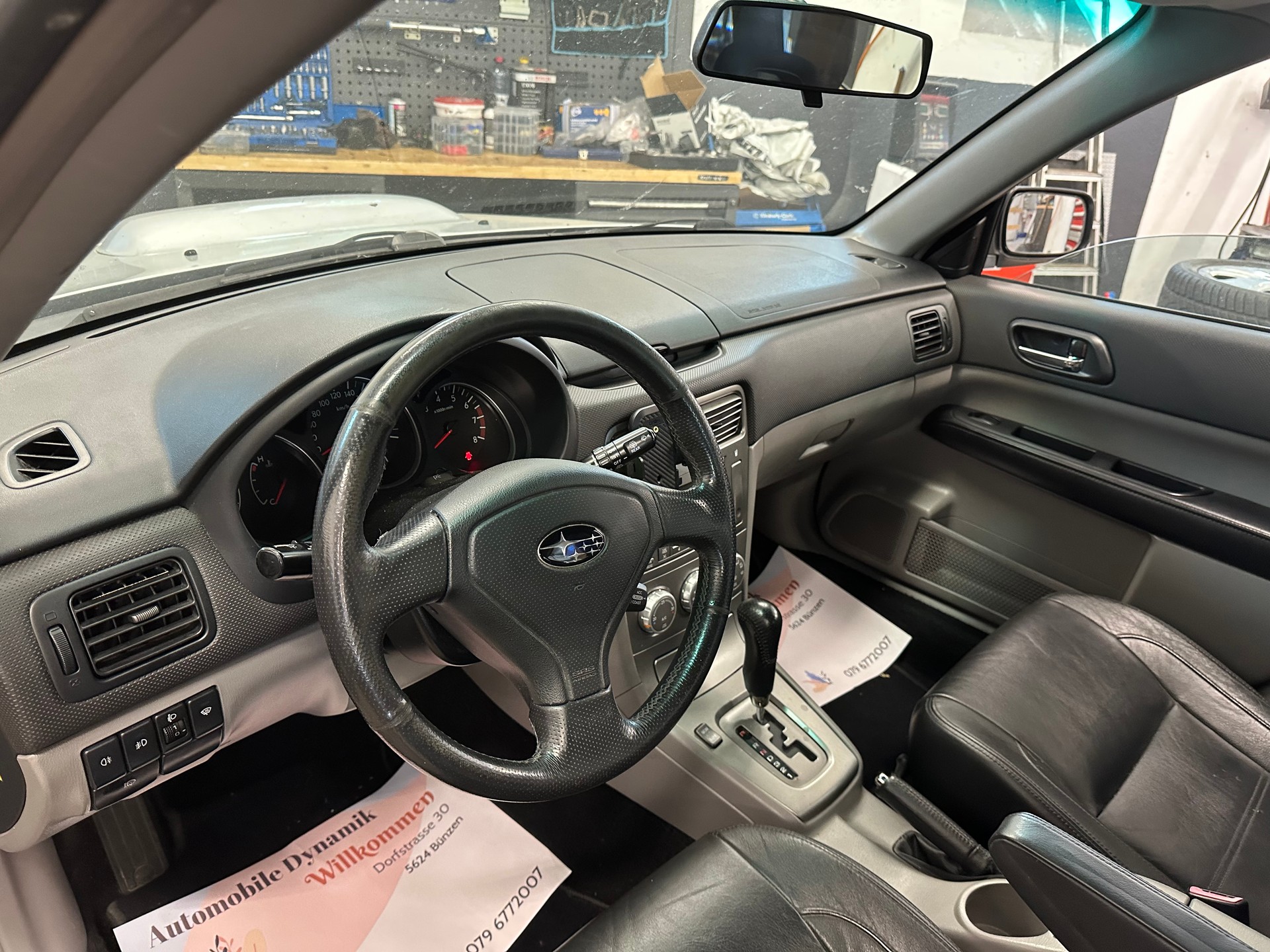 SUBARU Forester 2.0XT Club Automatic-image-9