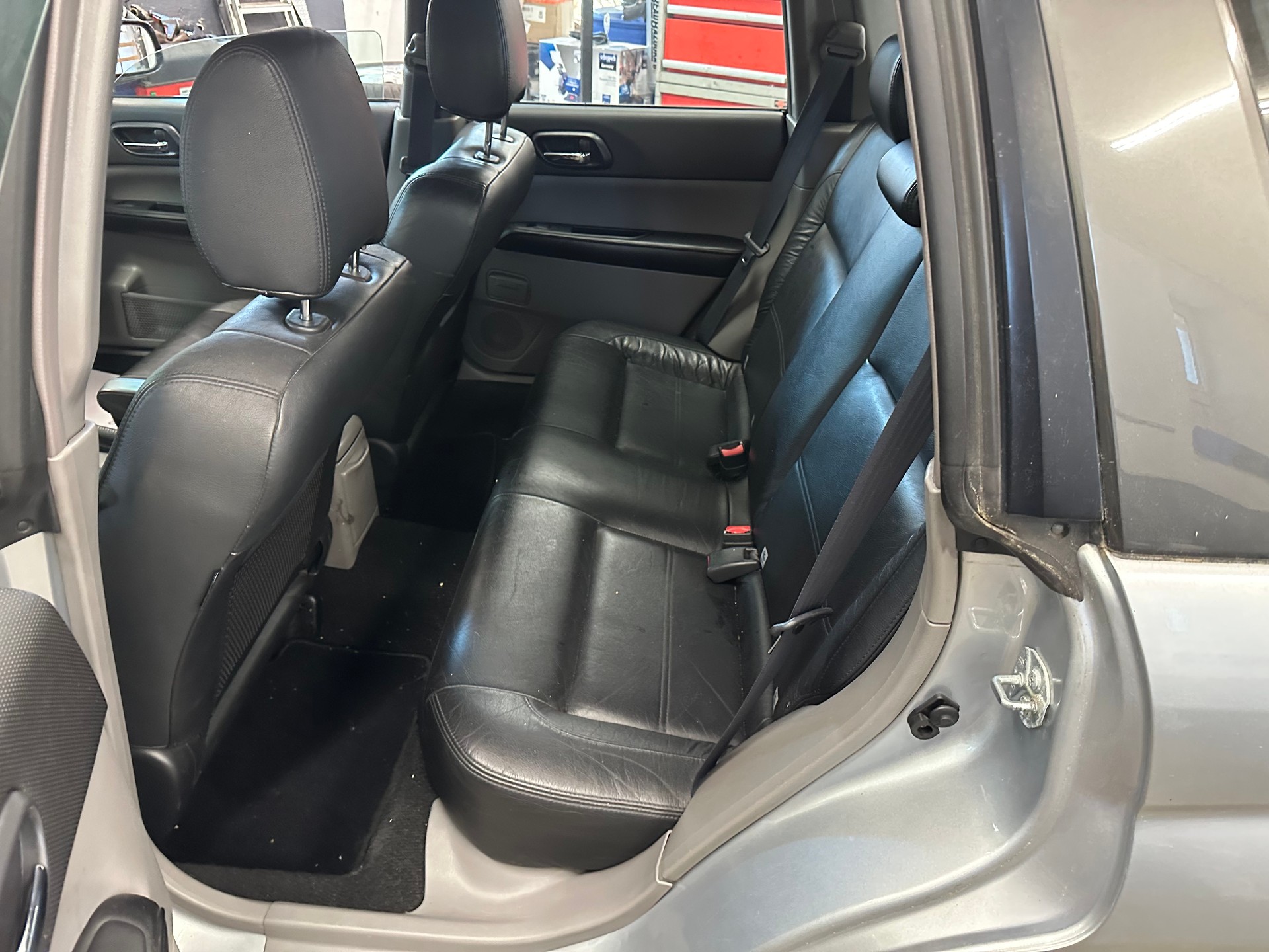 SUBARU Forester 2.0XT Club Automatic-image-7