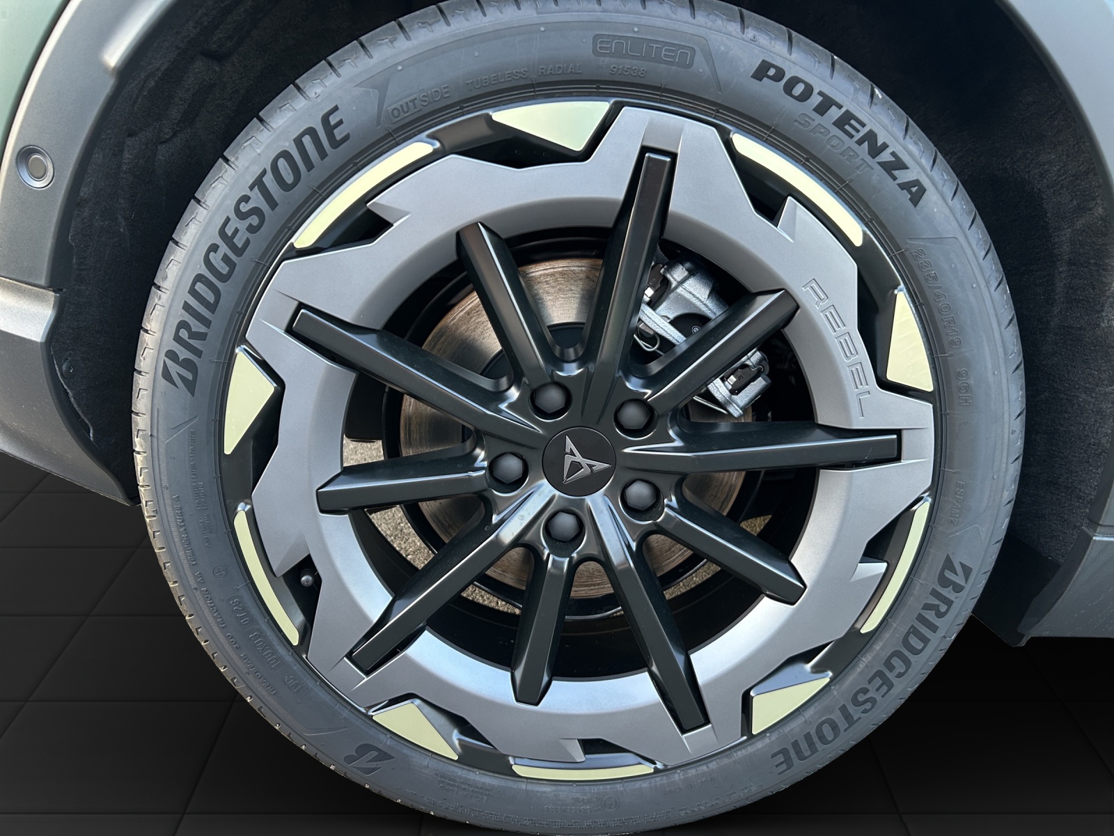 CUPRA Raval 52 kWh VZ Extreme Launch Edition-image-14