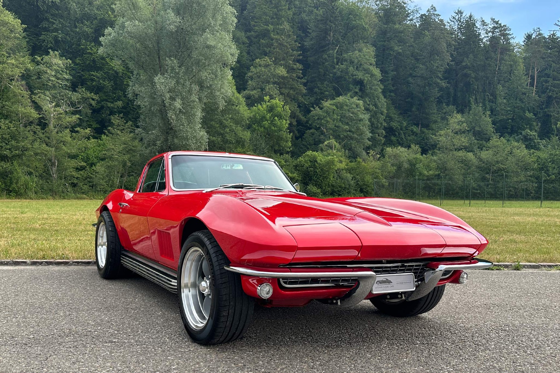CHEVROLET Corvette C2 Sting Ray-image-3