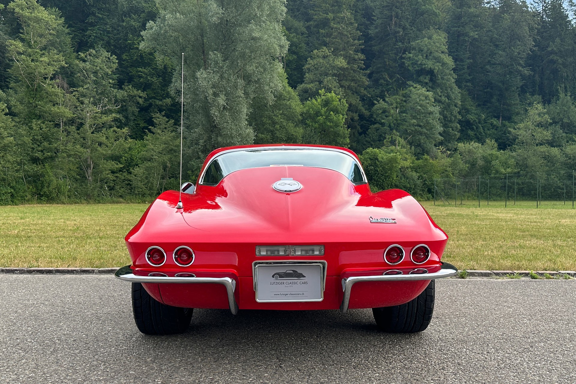 CHEVROLET Corvette C2 Sting Ray-image-6