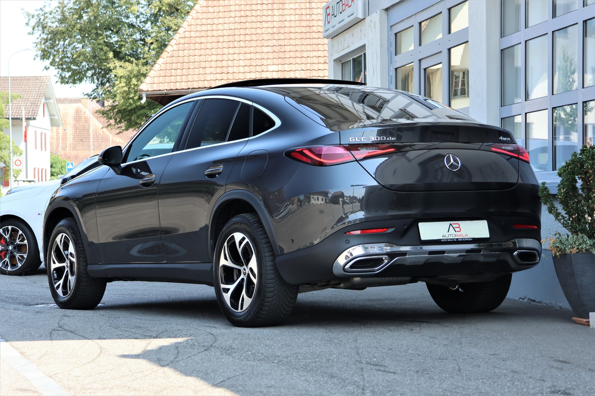 MERCEDES-BENZ GLC Coupé 300 de 4Matic 9G-Tronic (CH)-image-2