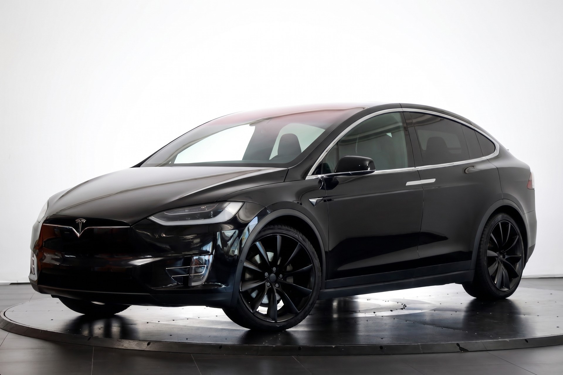 TESLA Model X 100 D-image-3