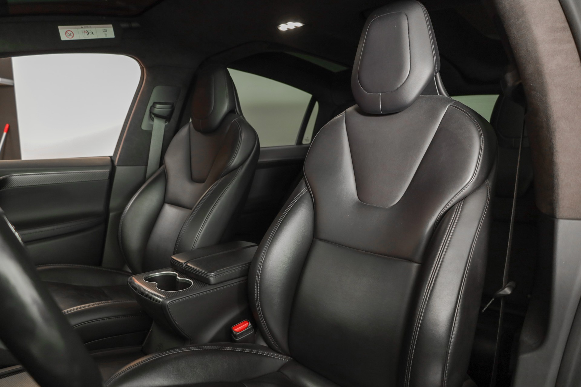 TESLA Model X 100 D-image-8