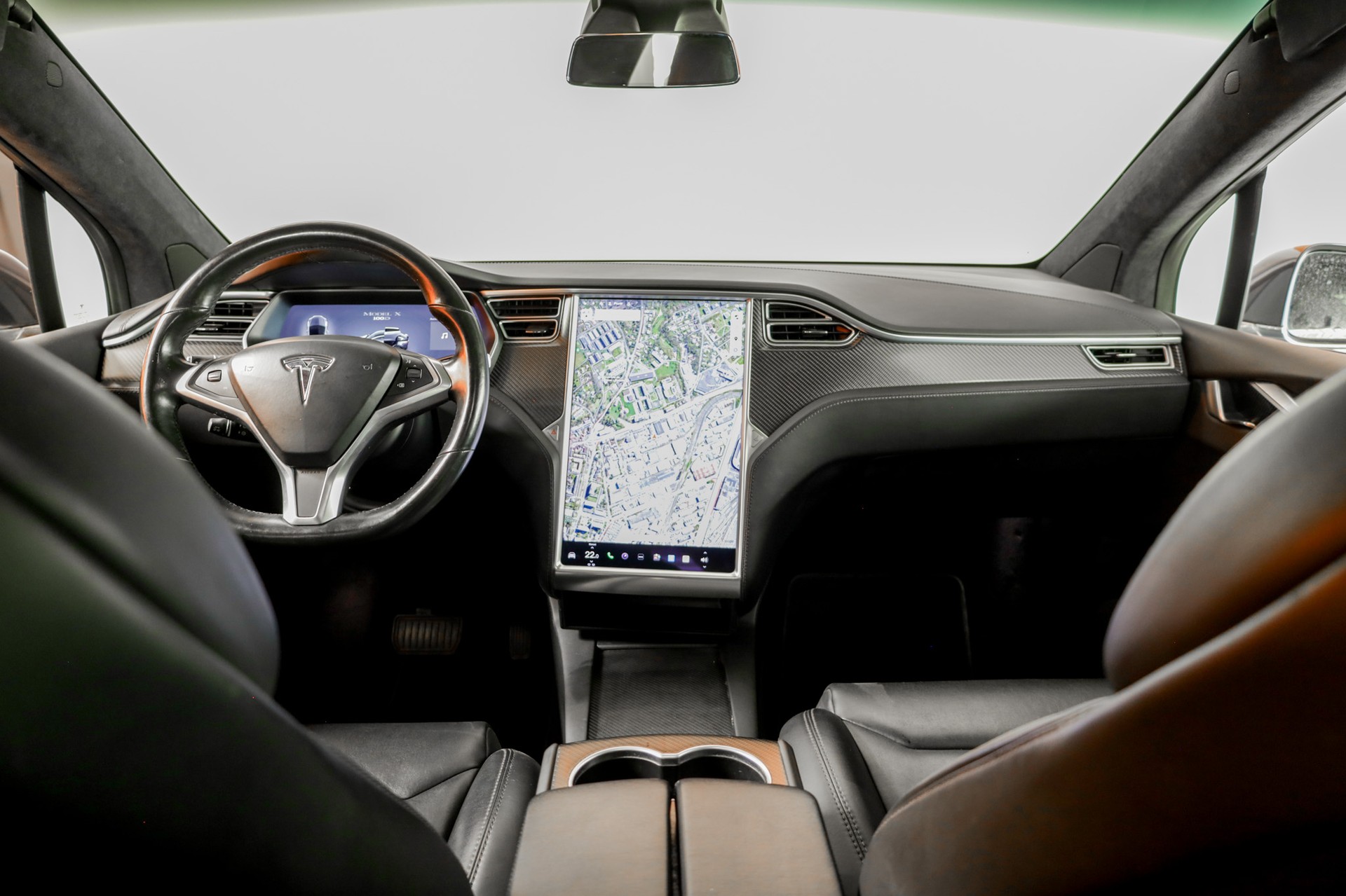 TESLA Model X 100 D-image-10