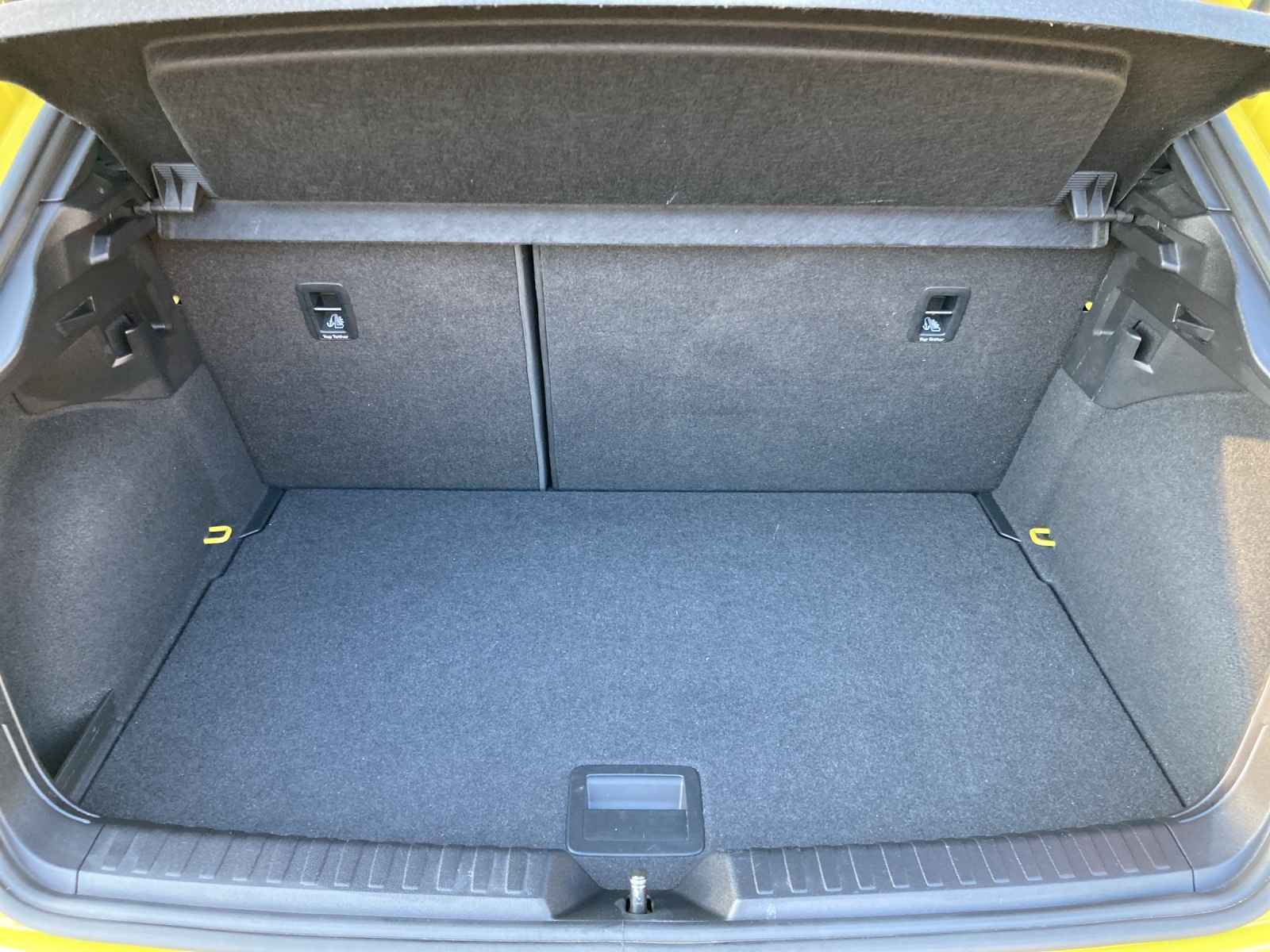 AUDI A1 allstreet 35 TFSI S-tronic-image-12