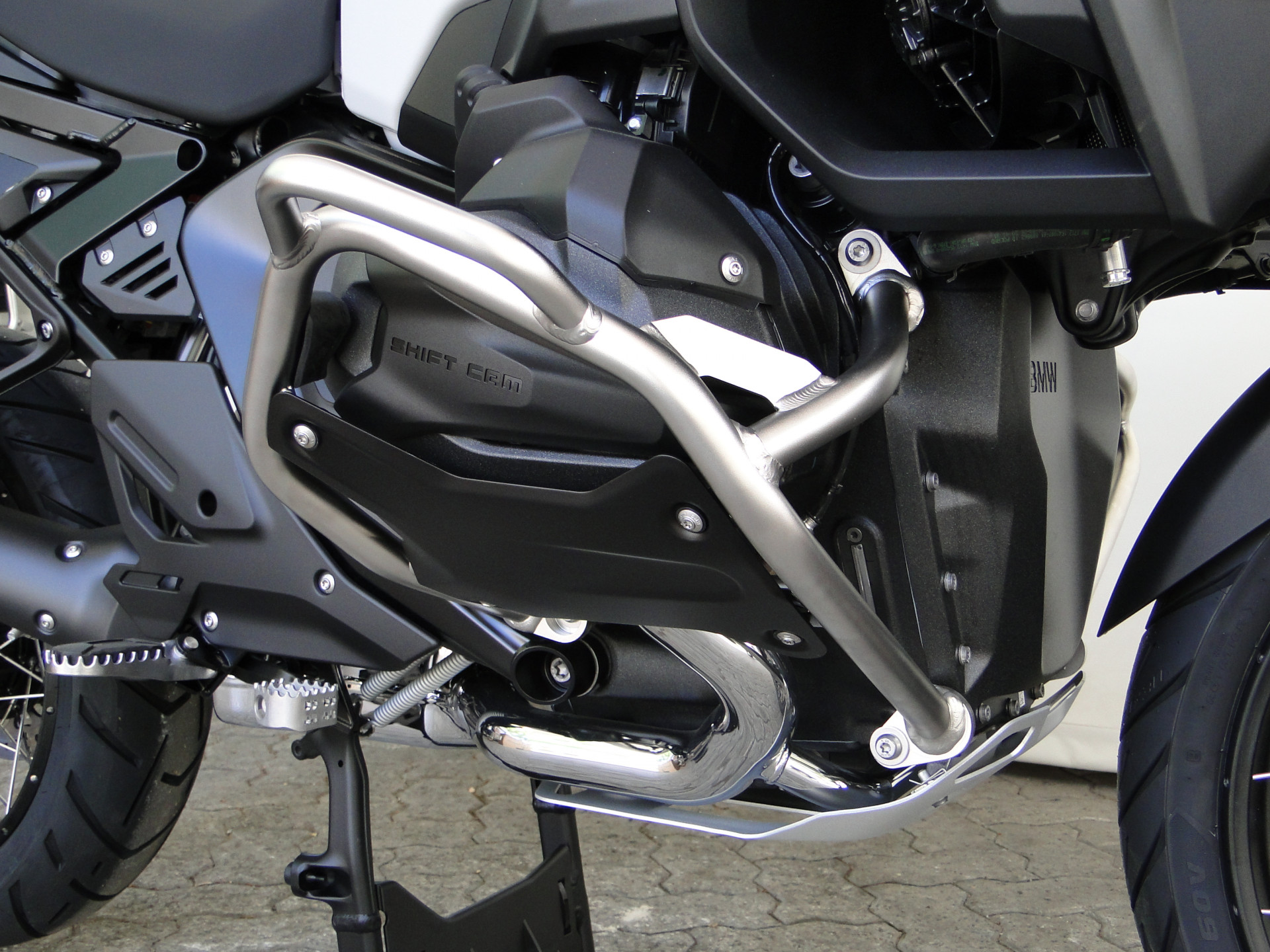 BMW R 1300 GS Adventure BOXER BONUS CHF 1'500.- & 2.9% LEASING-image-5