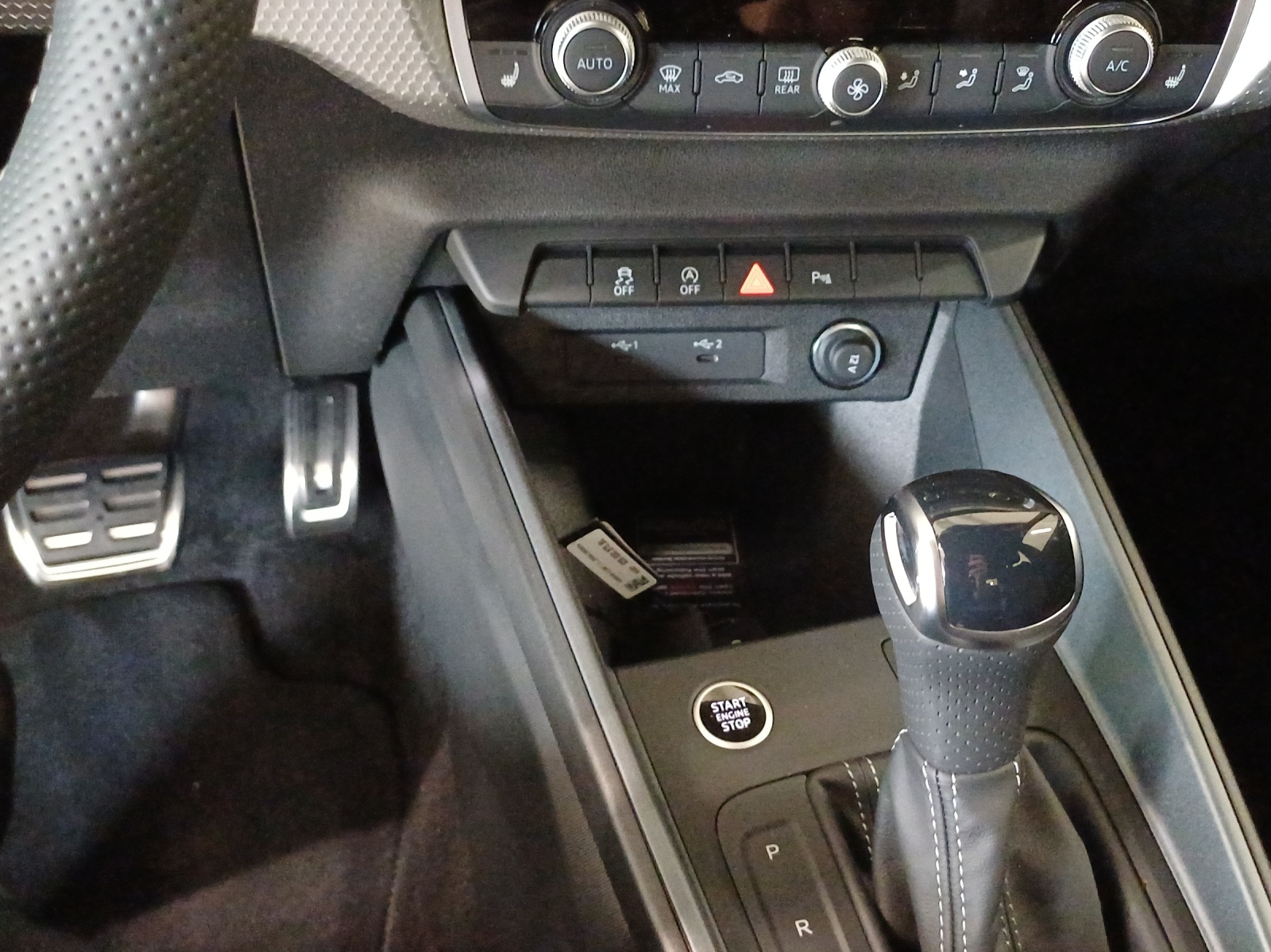 AUDI A1 Sportback 30 TFSI Attraction S-tronic-image-10