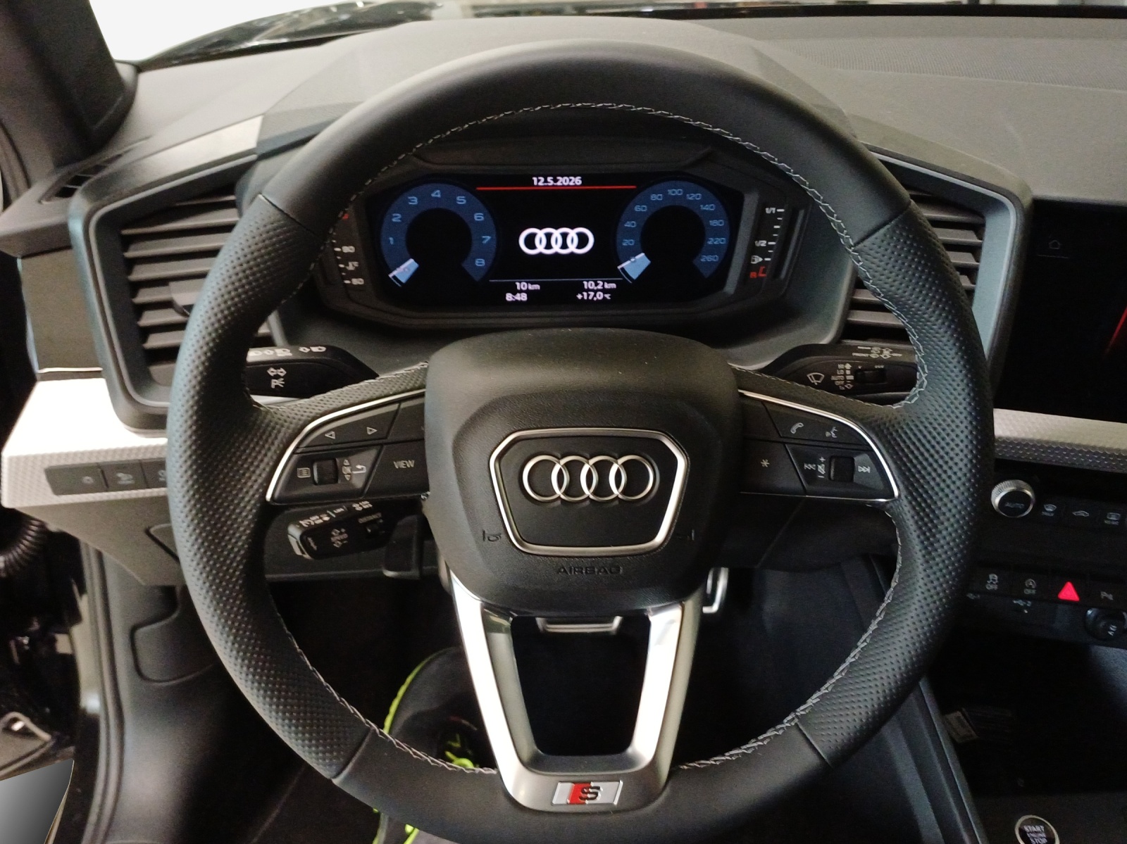 AUDI A1 Sportback 30 TFSI Attraction S-tronic-image-9