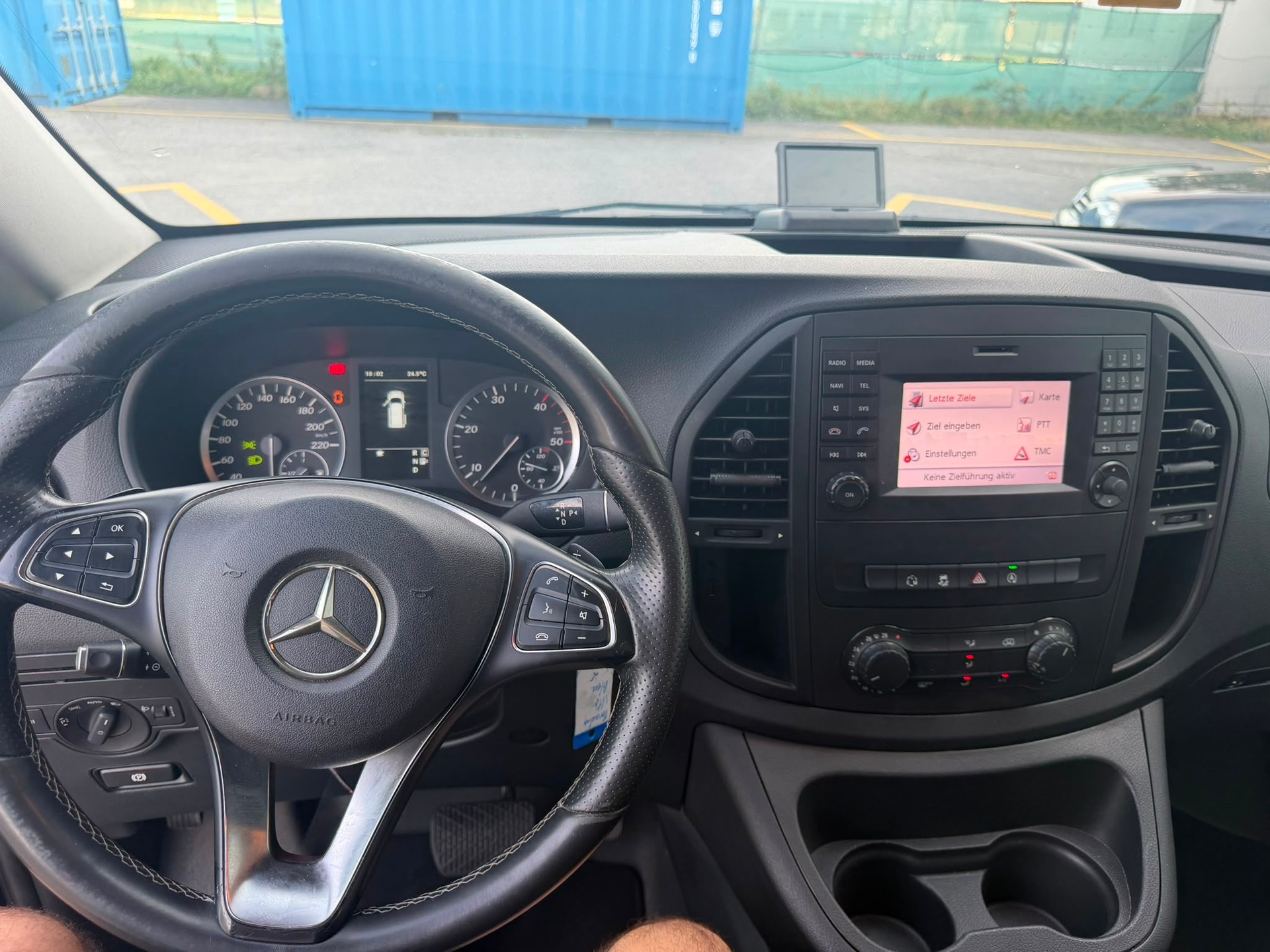 MERCEDES-BENZ Vito 119 BlueTEC Tourer Pro EL 7G-Tronic-image-10
