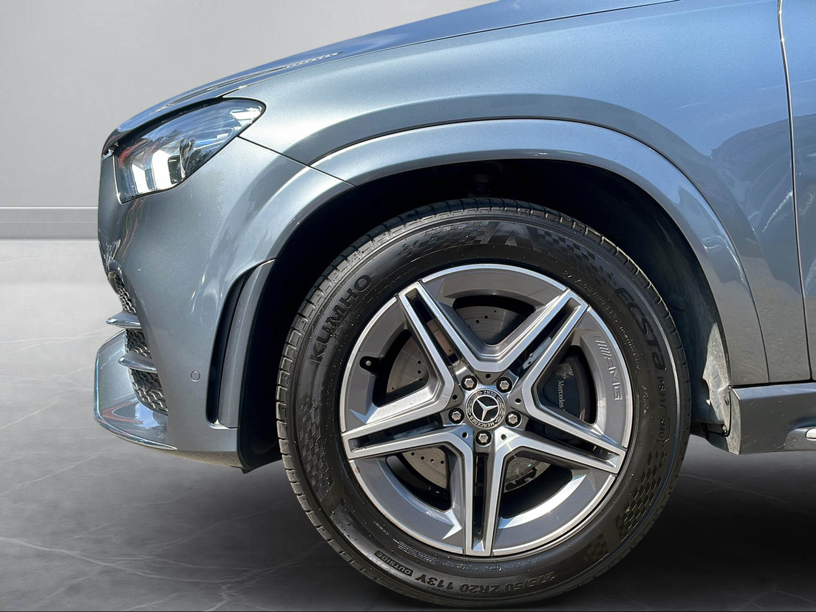MERCEDES-BENZ GLE 300 d 4Matic AMG Line 9G-Tronic-image-6