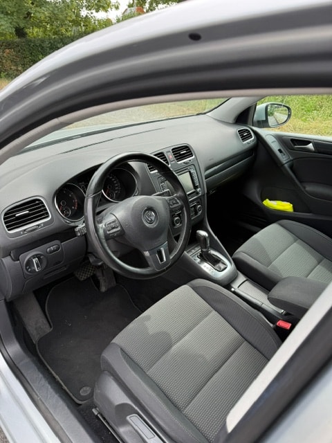 VW Golf 1.4 TSI Team DSG-image-4