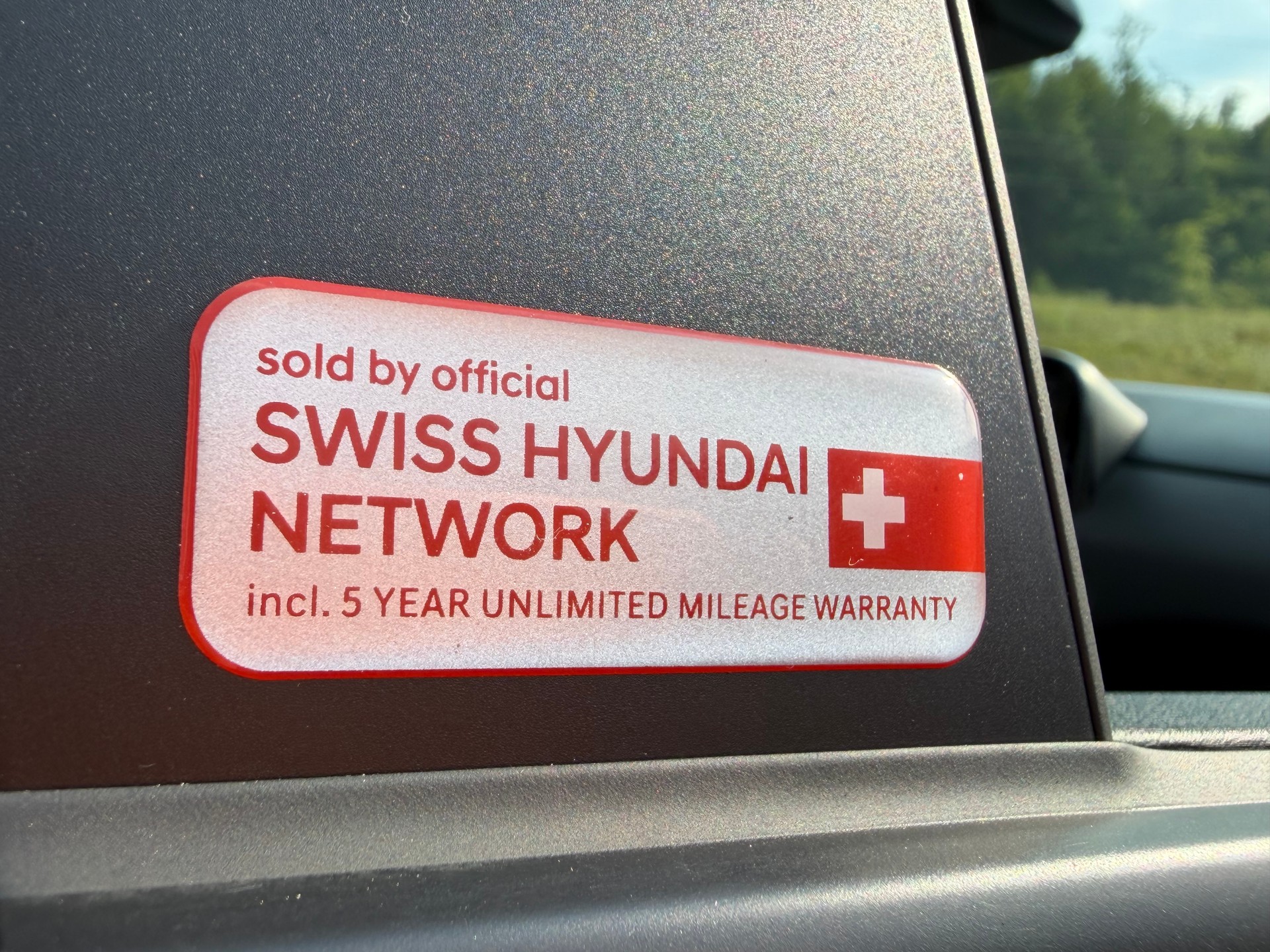HYUNDAI NEU: i10 1.0 "ORIGO" AUTOMAT NUR 260 KM !! CH WAGEN MIT VOLLGARANTIE 5 JAHRE !! SONDERFARBE NEU !!-image-2