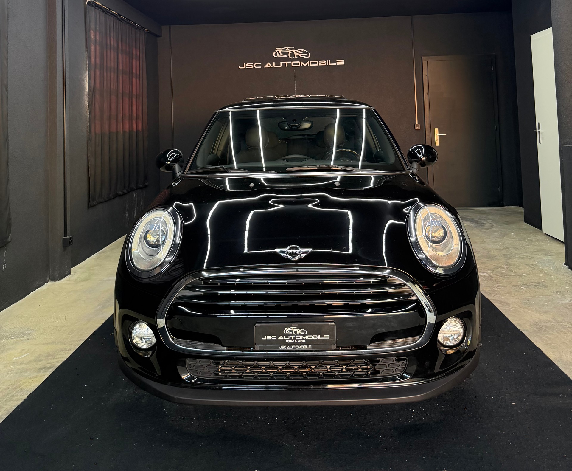 MINI Cooper Steptronic-image-1