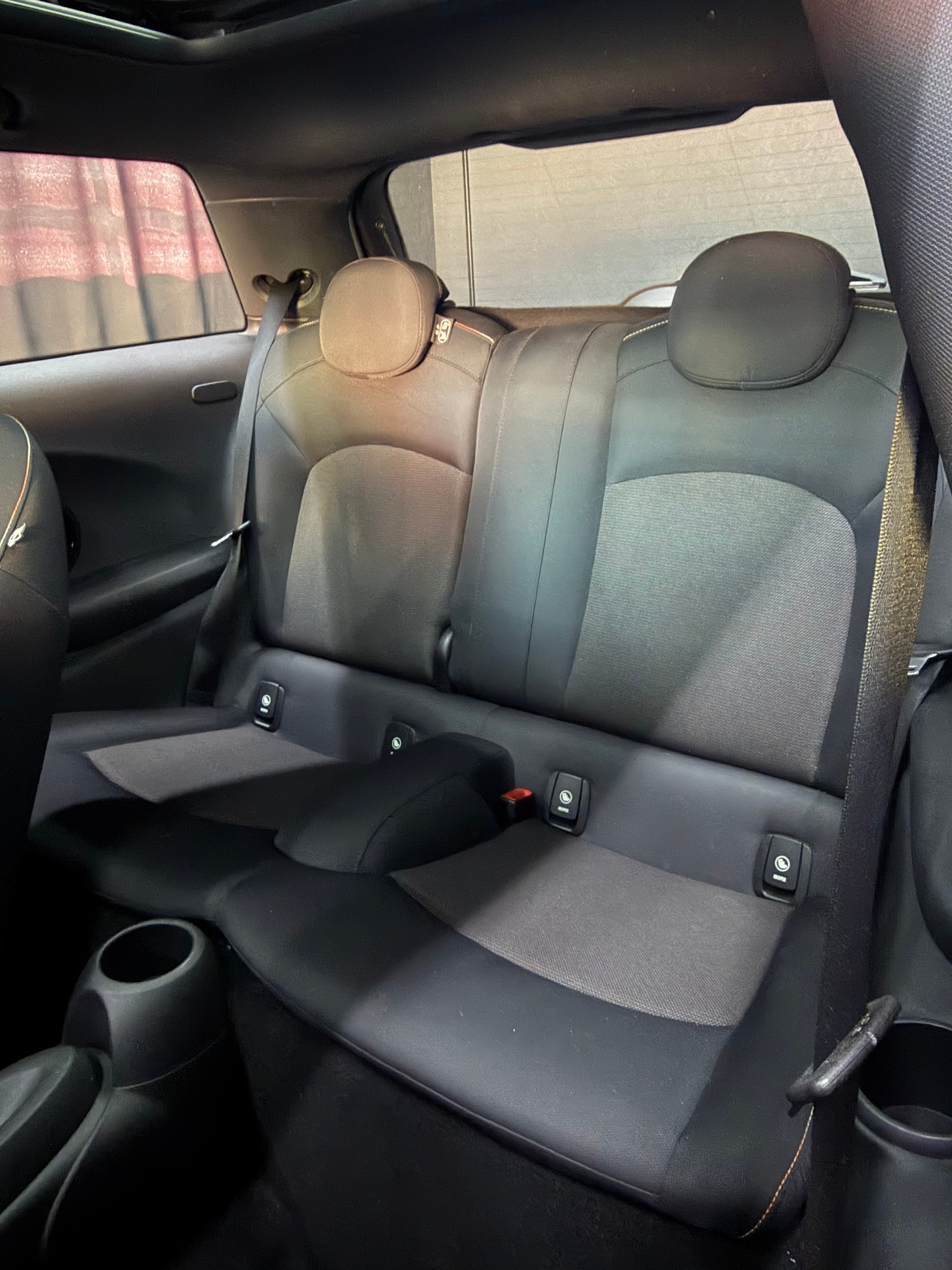 MINI Cooper Steptronic-image-9