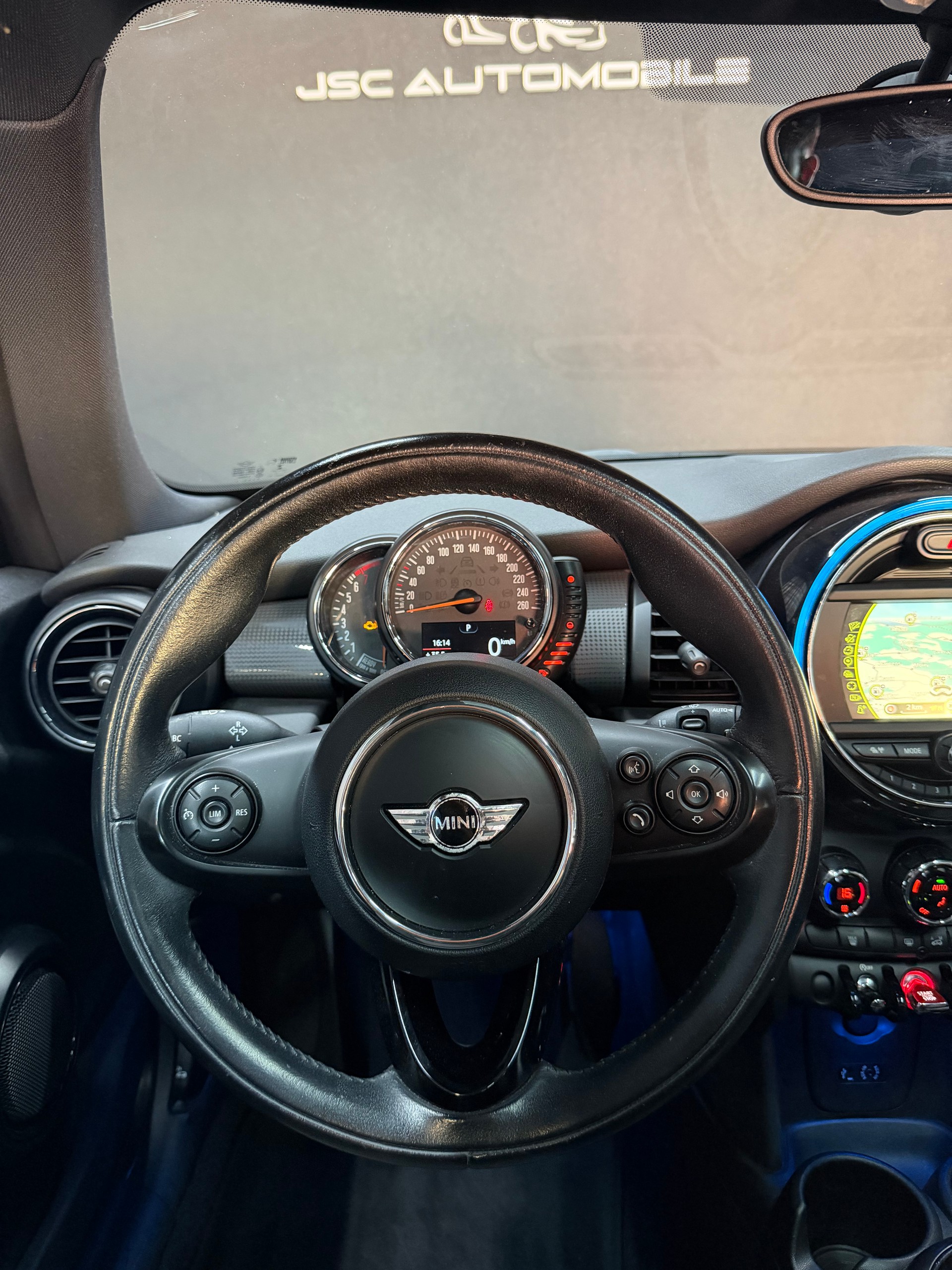 MINI Cooper Steptronic-image-14
