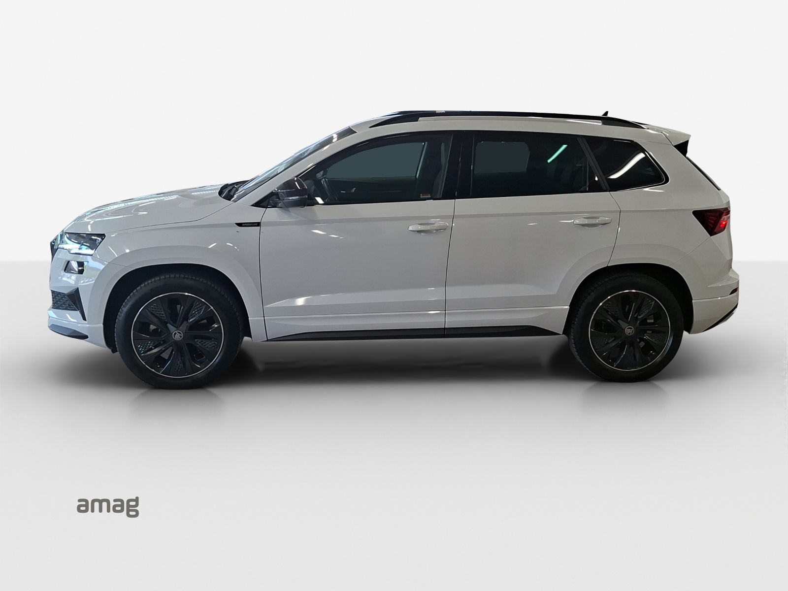 SKODA Karoq 2.0 TSI SportLine 4x4 DSG-image-1