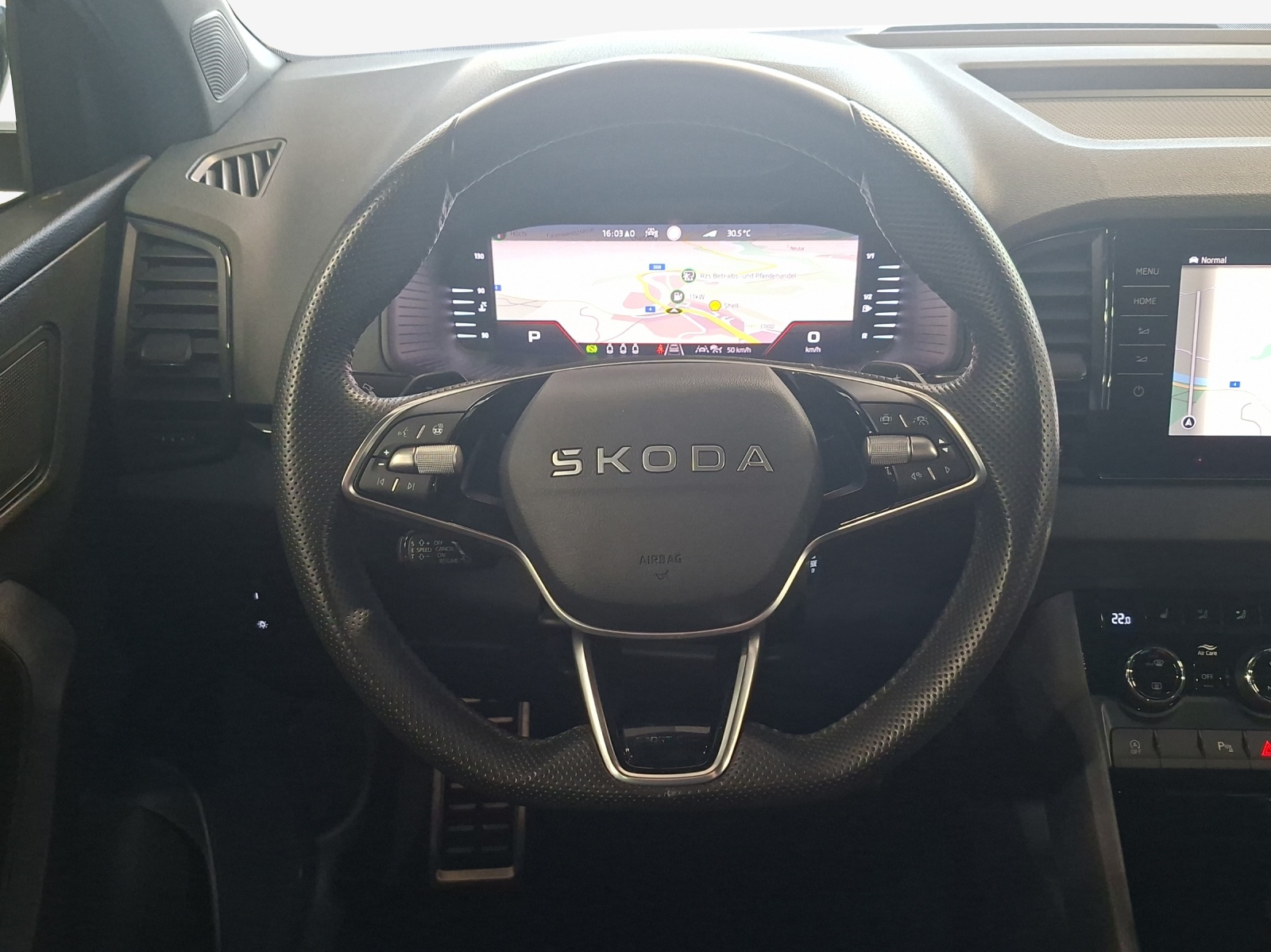 SKODA Karoq 2.0 TSI SportLine 4x4 DSG-image-9