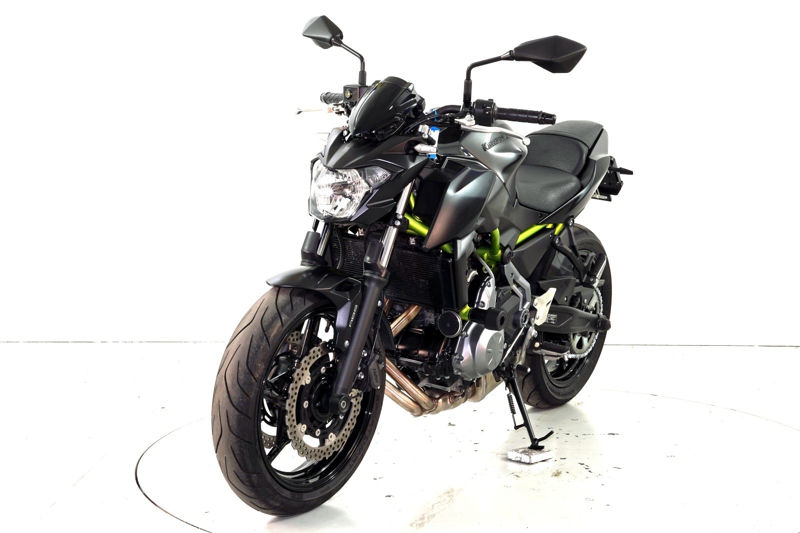 KAWASAKI Z 650 ABS-showroom-element-2