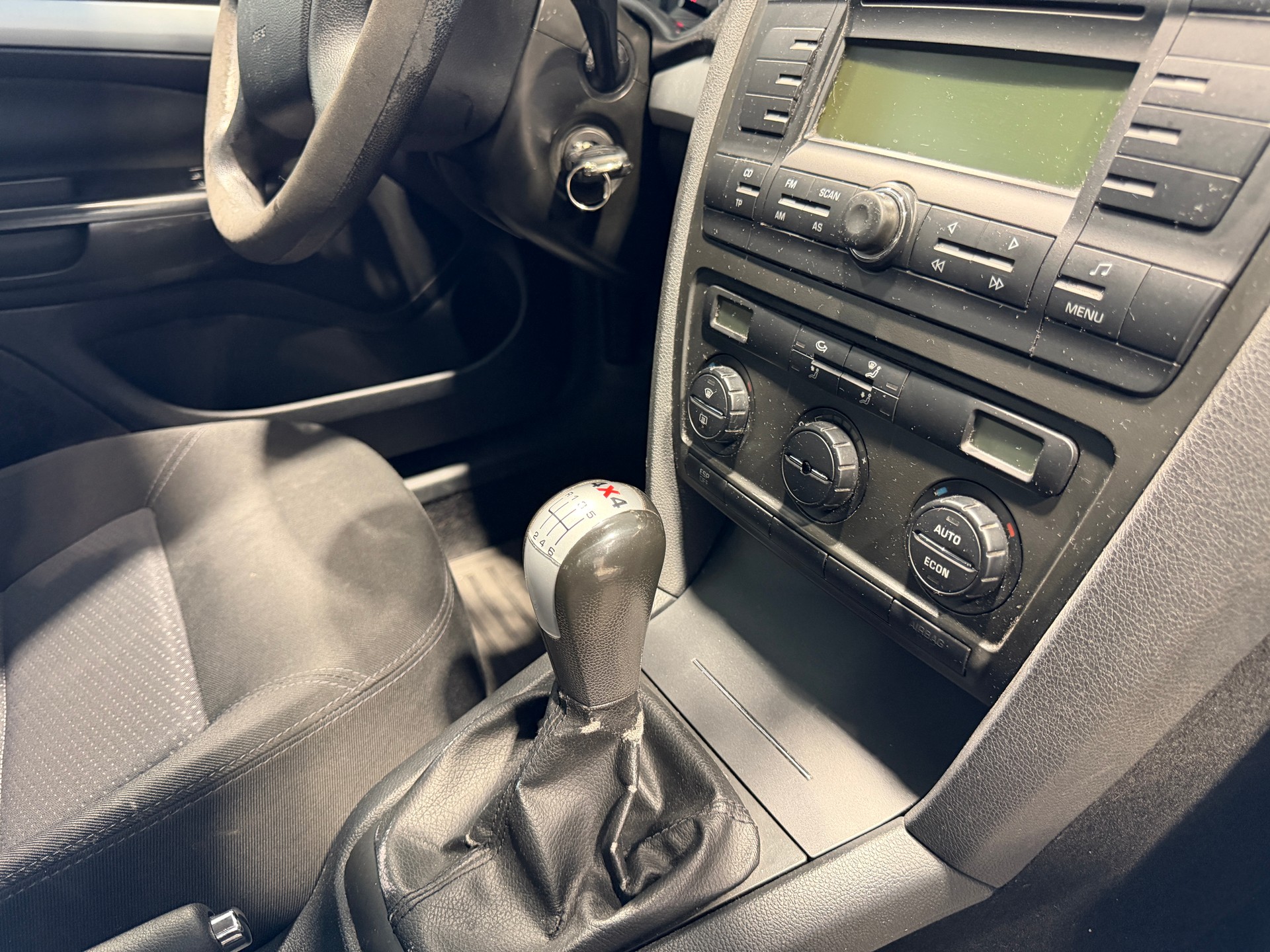 SKODA Octavia 1.9 TDI Adventure 4x4-image-11