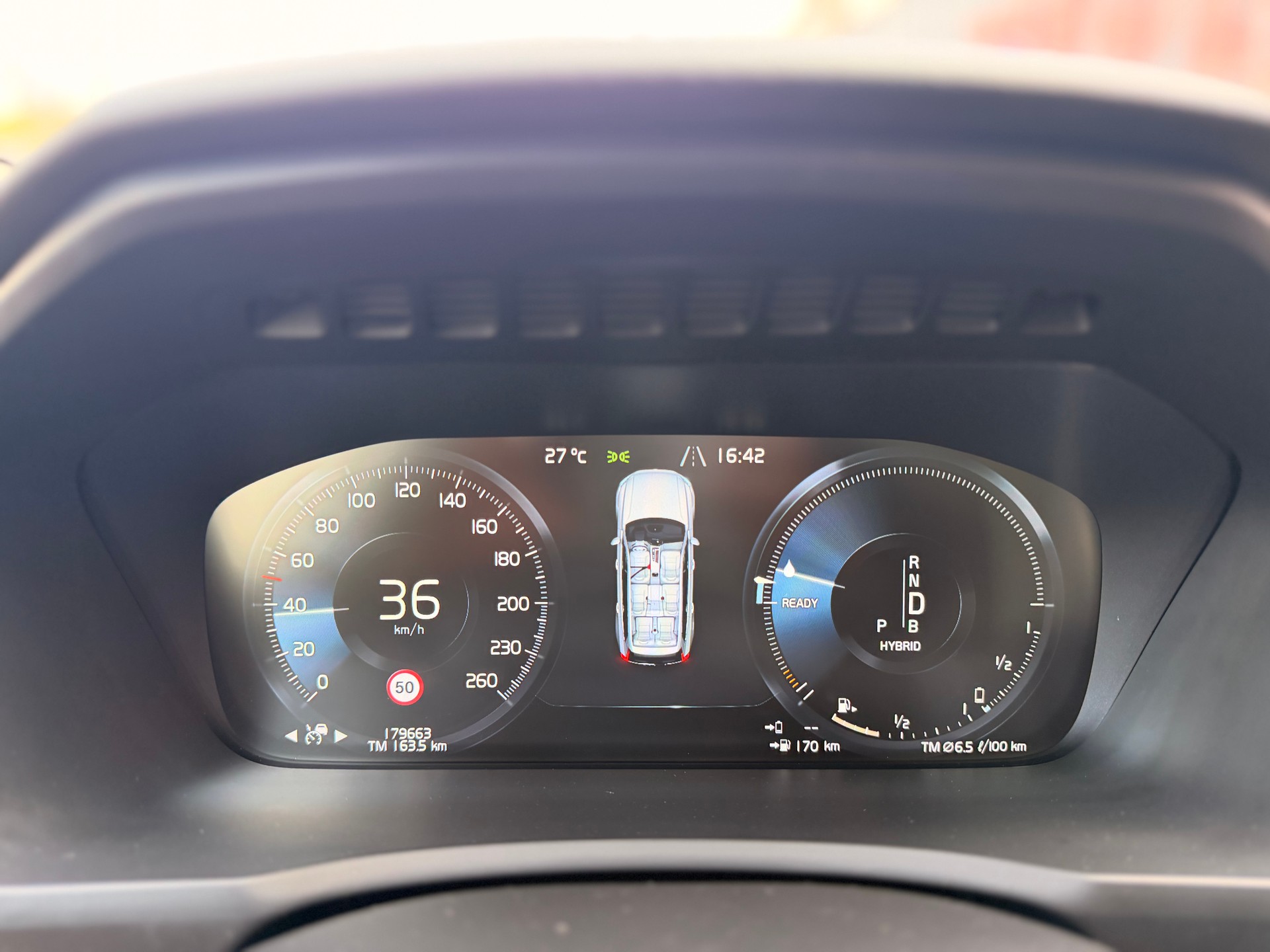 VOLVO XC90 T8 AWD Inscription Geartronic-image-31
