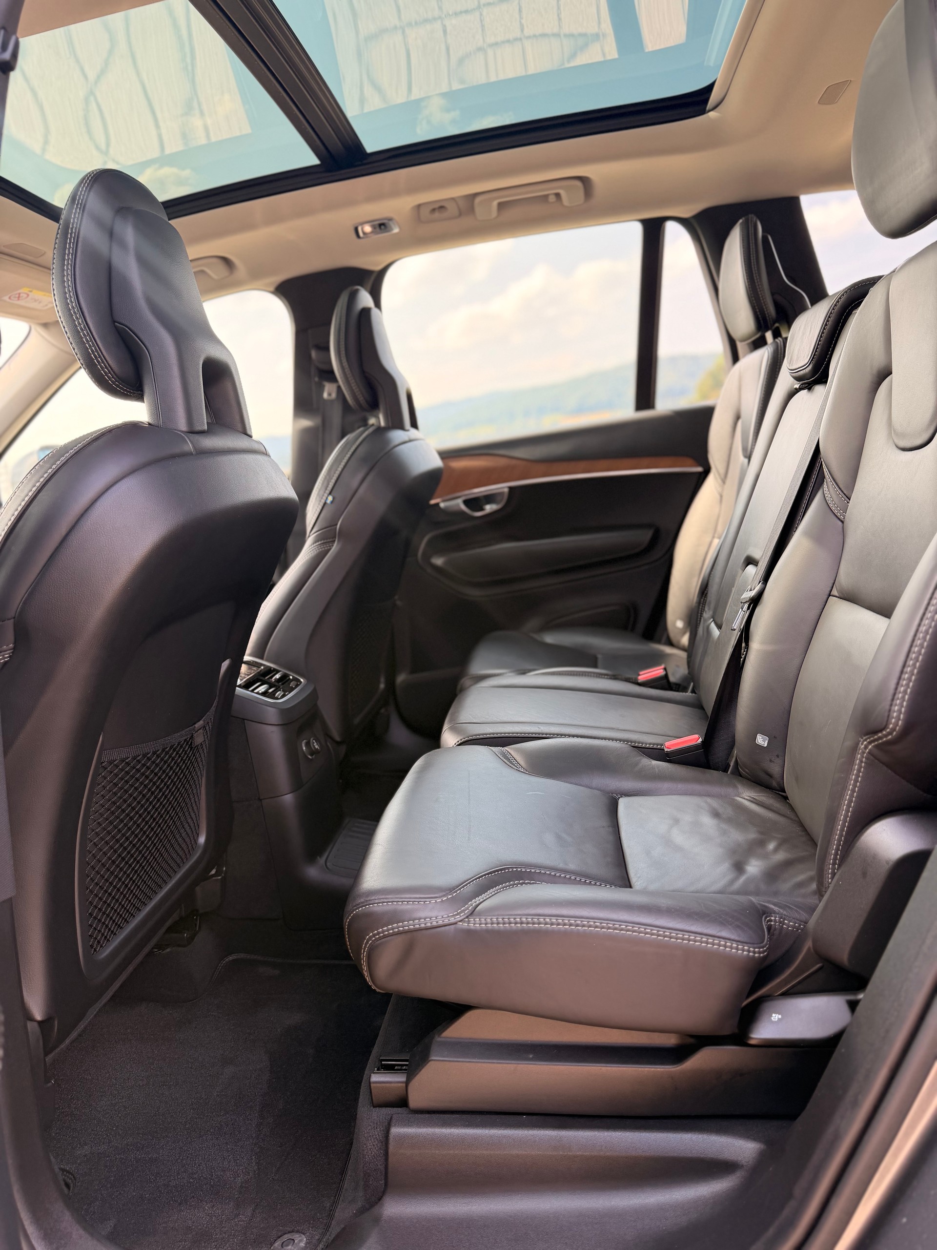 VOLVO XC90 T8 AWD Inscription Geartronic-image-27