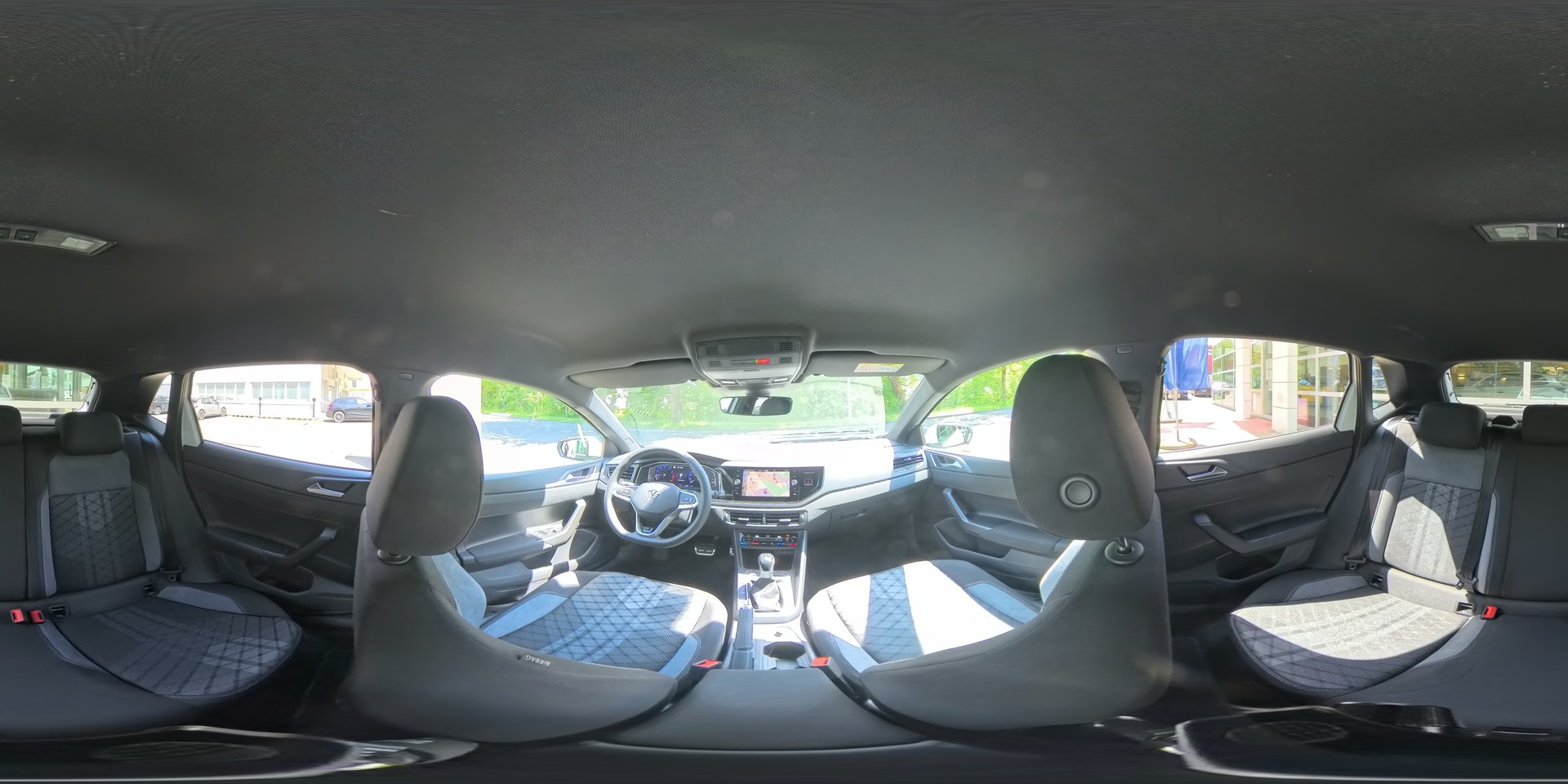 VW Polo 1.0 TSI R-Line DSG-image-27