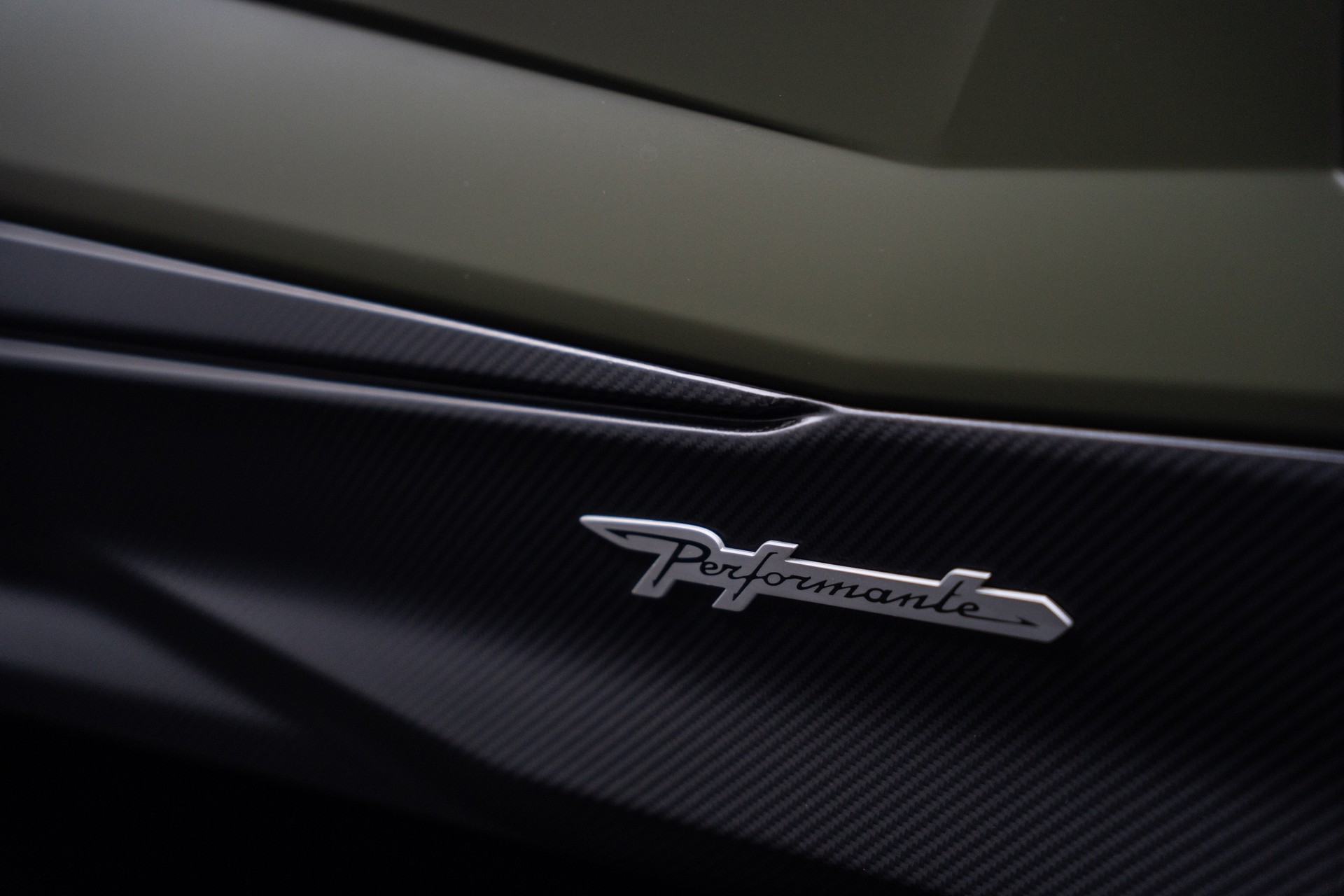 LAMBORGHINI Urus Performante-image-18