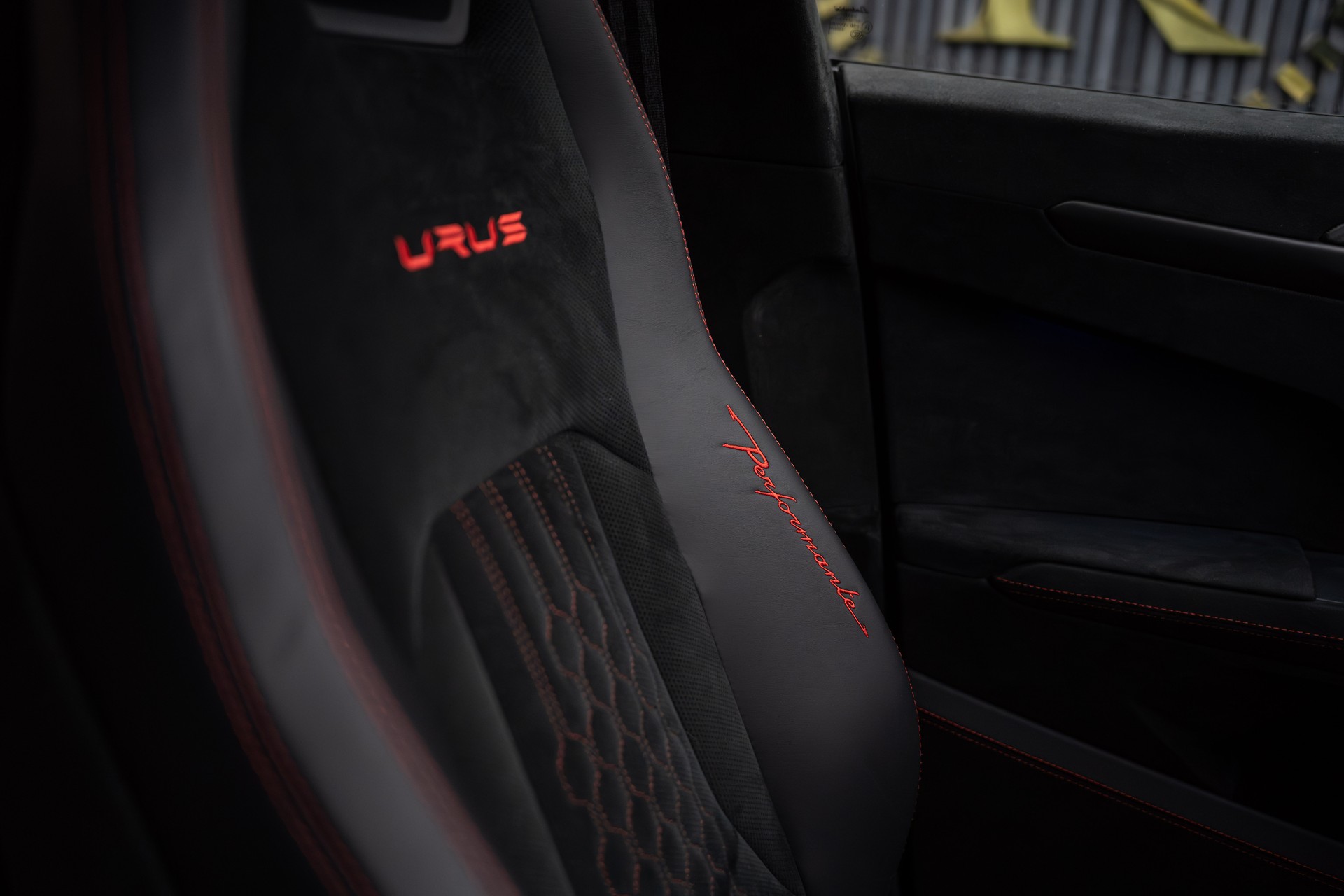 LAMBORGHINI Urus Performante-image-8