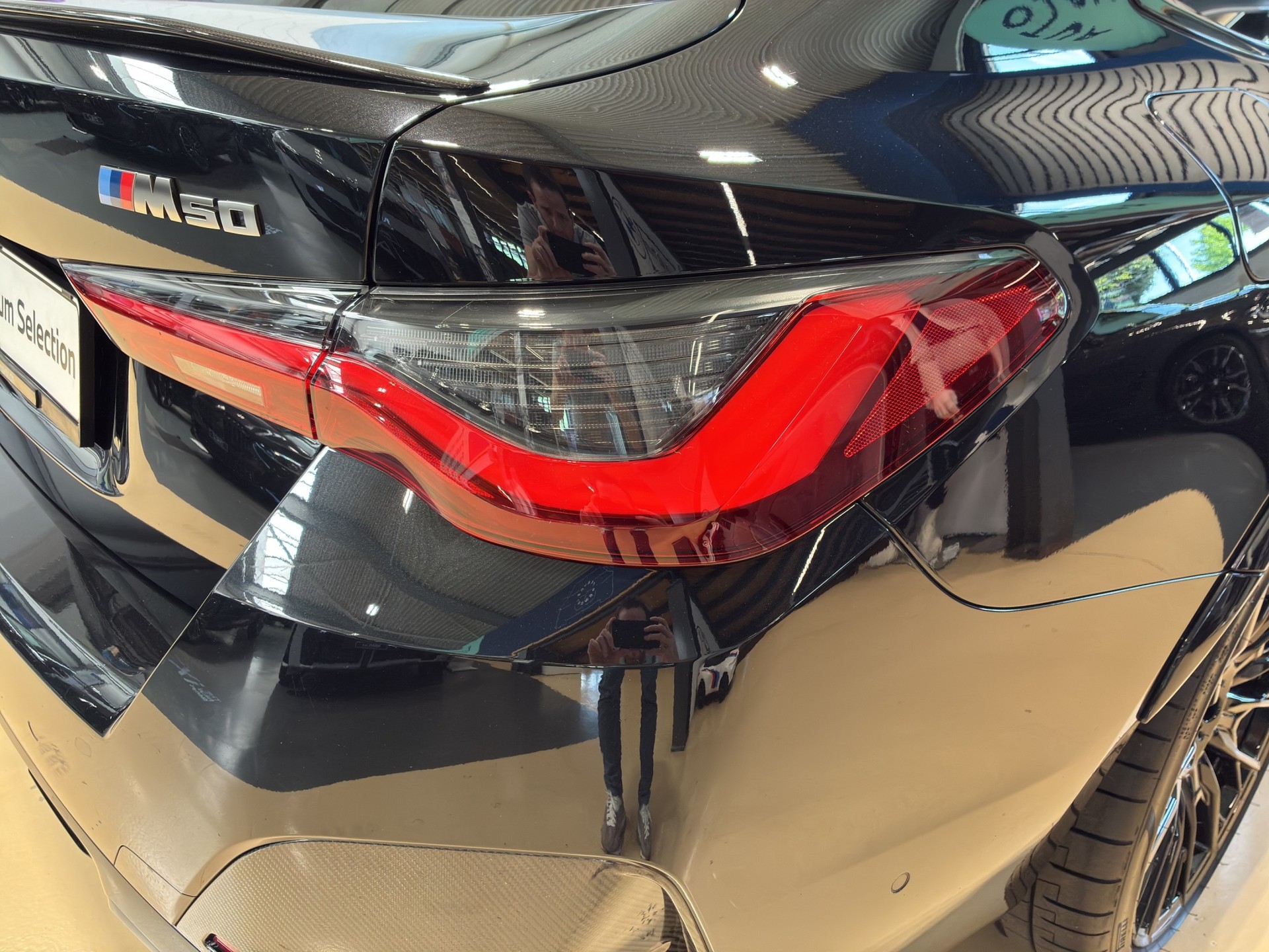 BMW i4 M50-image-6