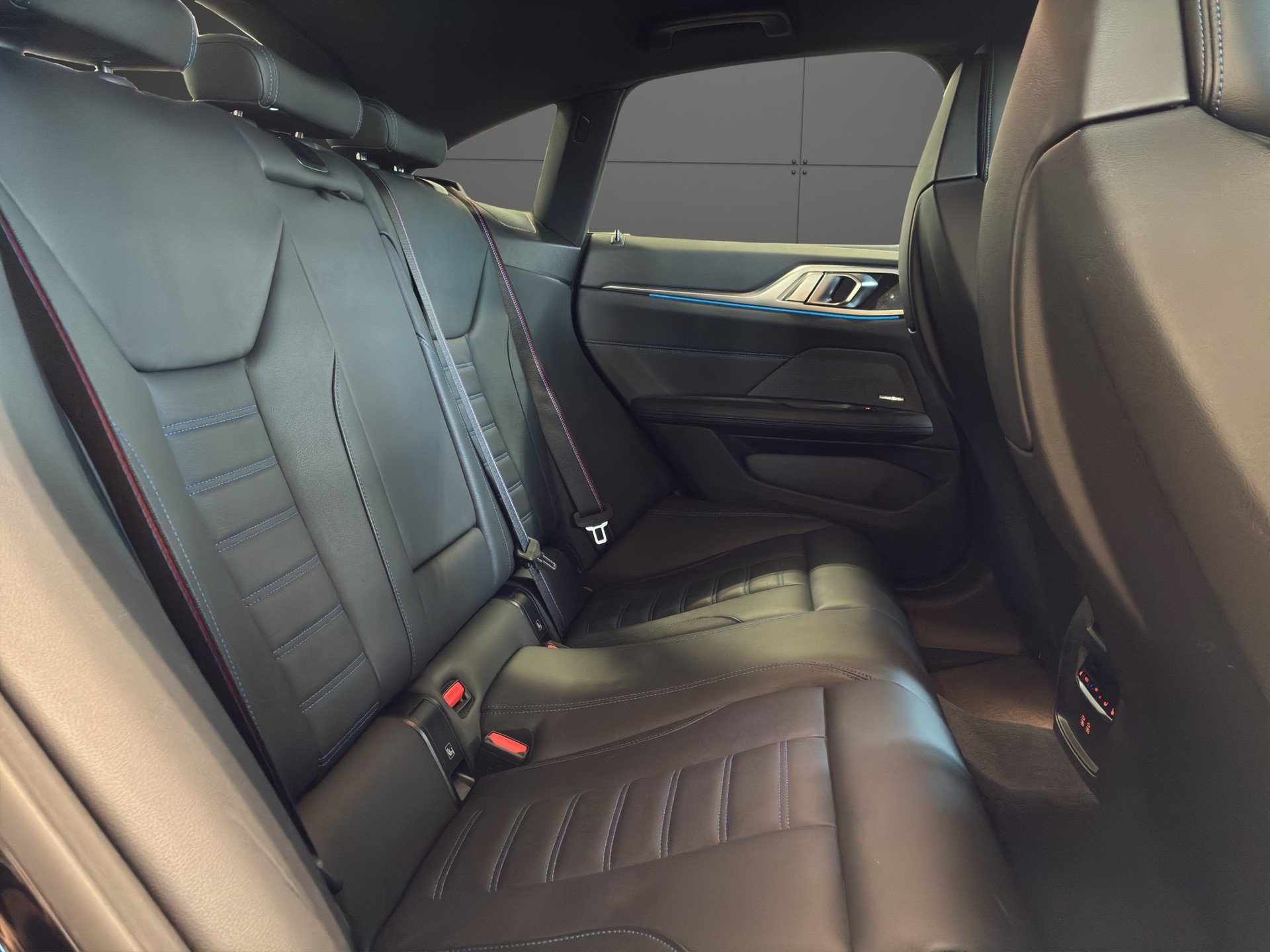 BMW i4 M50-image-14