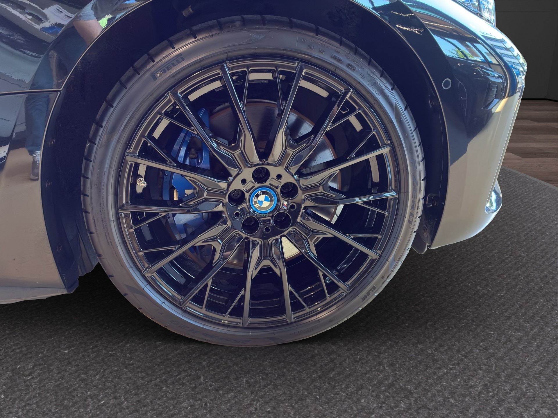 BMW i4 M50-image-12
