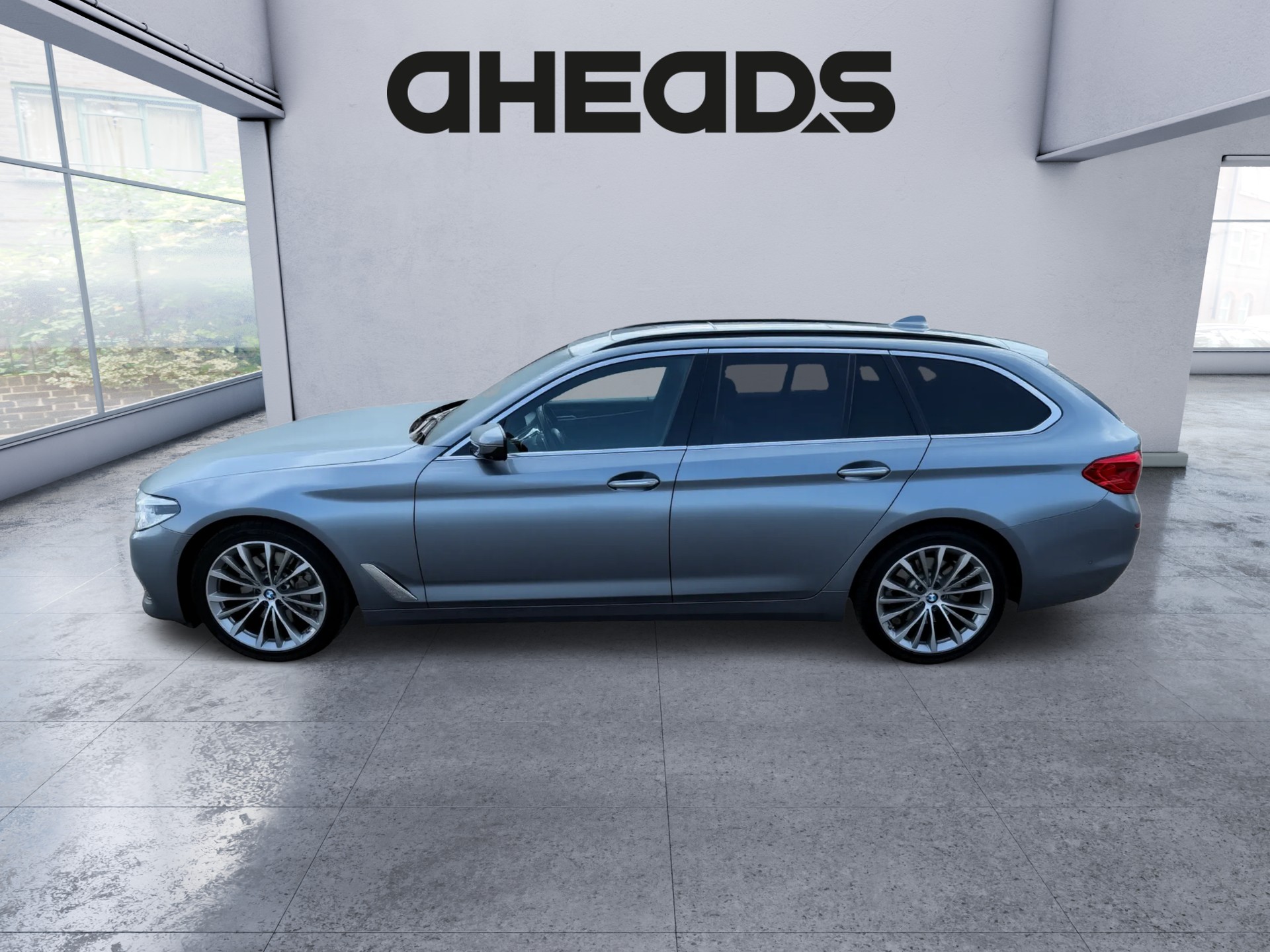 BMW 530i xDrive Touring Luxury Line Steptronic-showroom-element-1