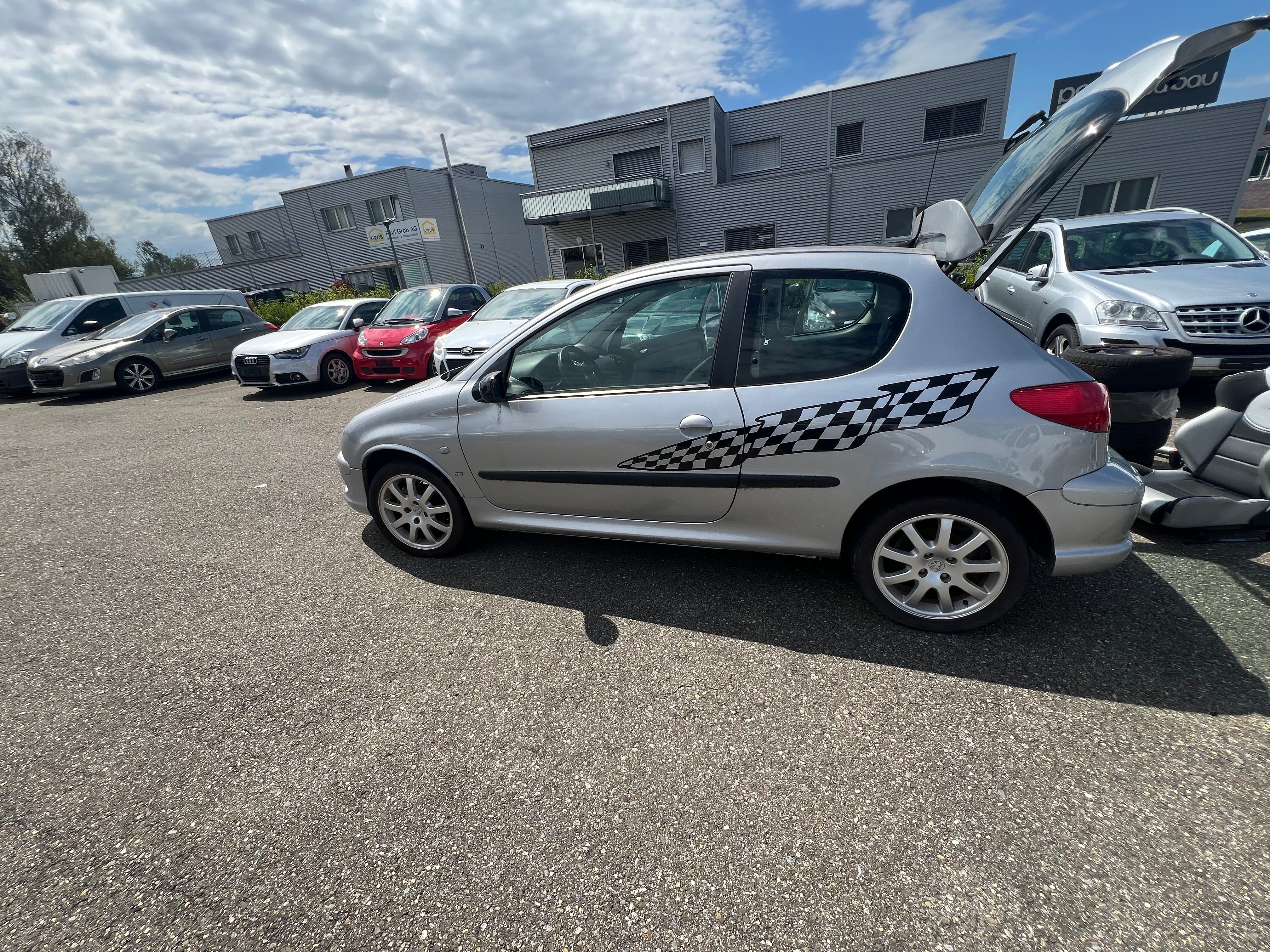 Car photo