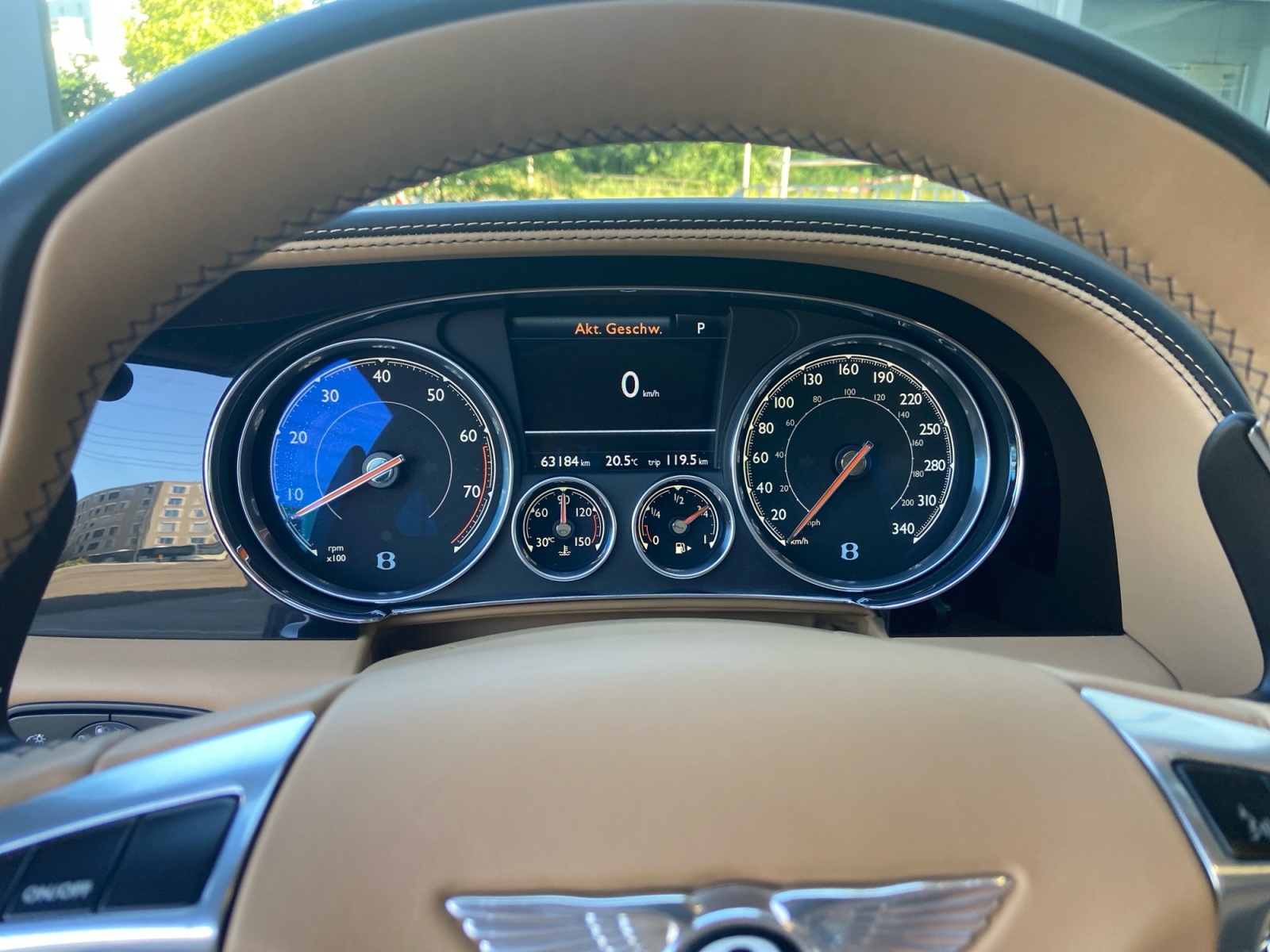 BENTLEY Continental GT 4.0 V8 S Mit dem neuesten, perfekt integrierten Navigationssystem (2026)! Mit Apple CarPlay usw.-image-8