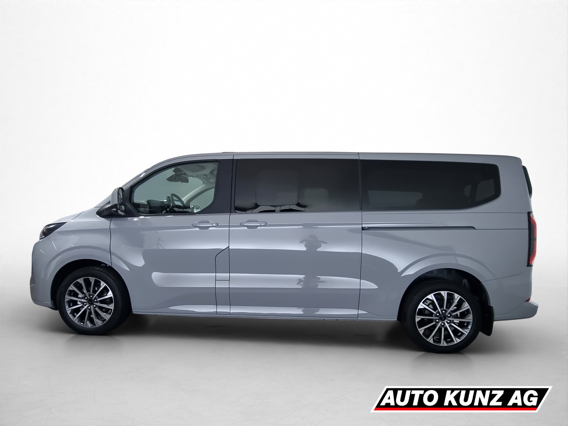 FORD Tourneo Custom Titanium X L2H1 8-Plätzer-image-2