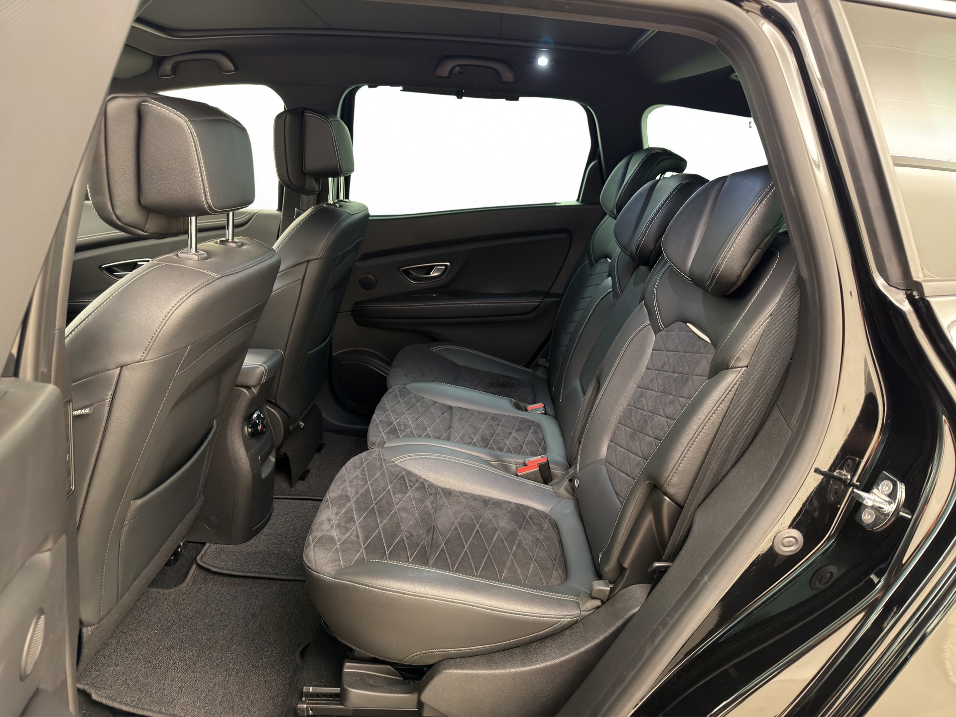 RENAULT Grand Scénic Executive TCe 160-image-13