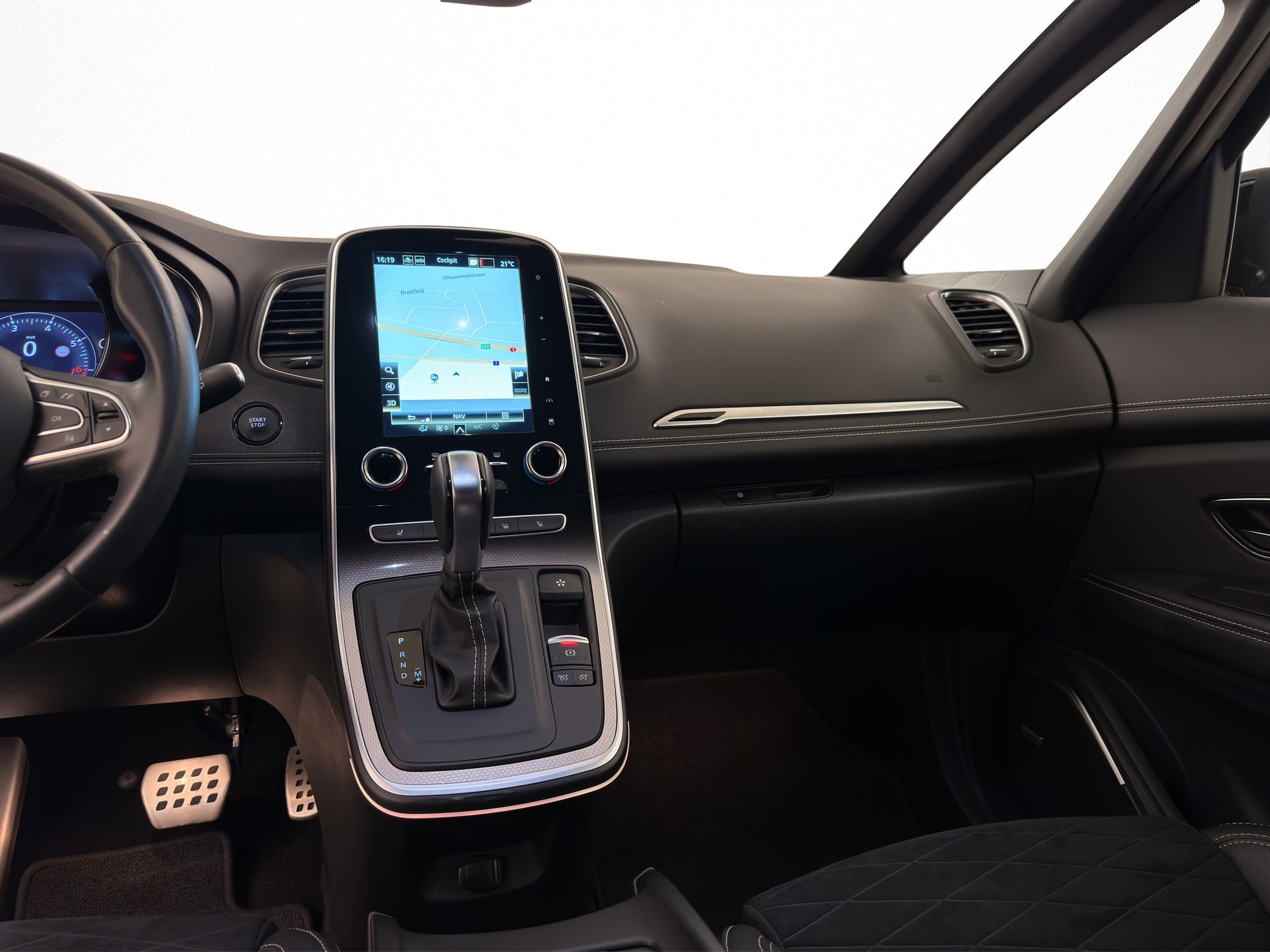 RENAULT Grand Scénic Executive TCe 160-image-11