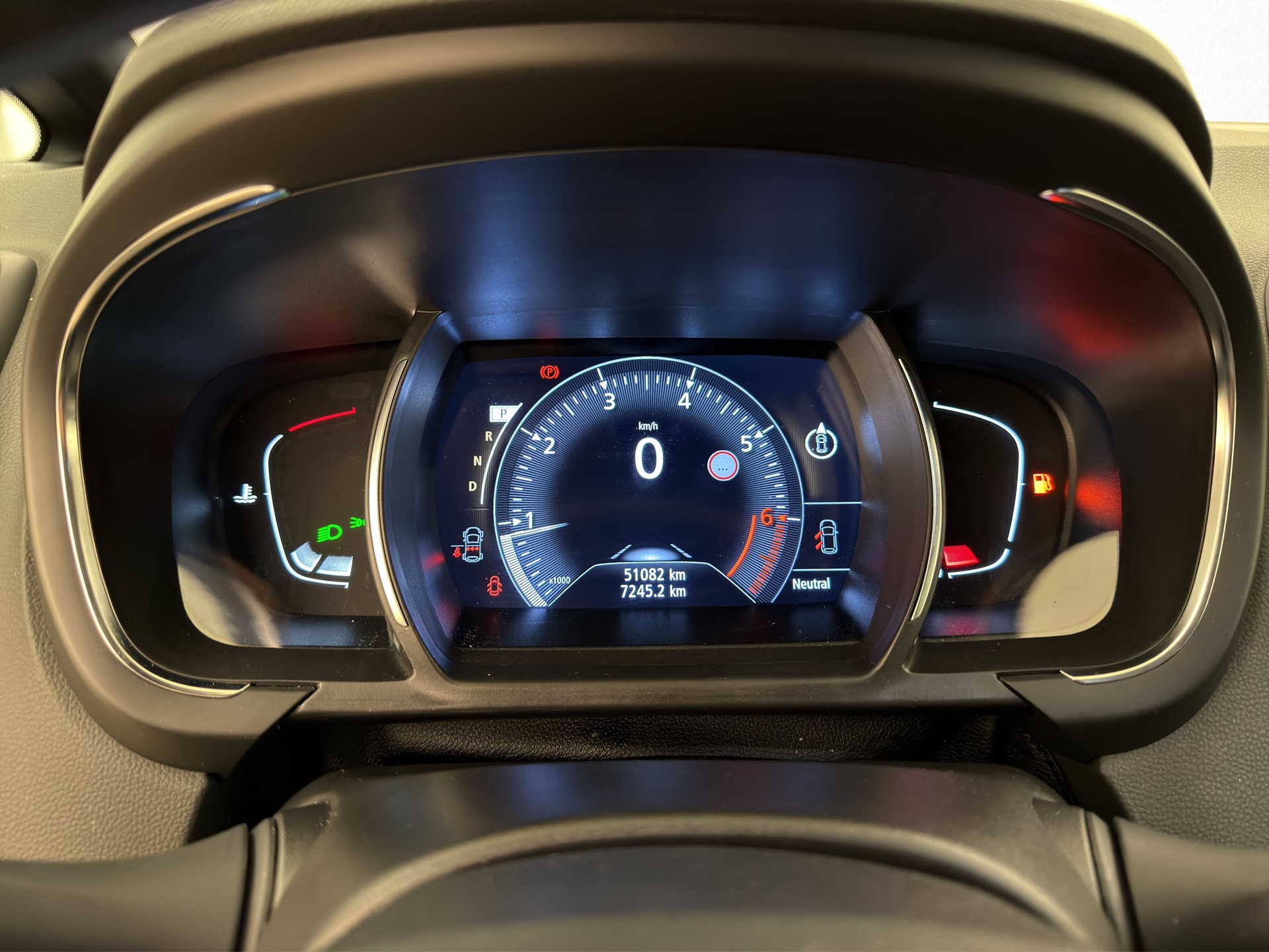 RENAULT Grand Scénic Executive TCe 160-image-9