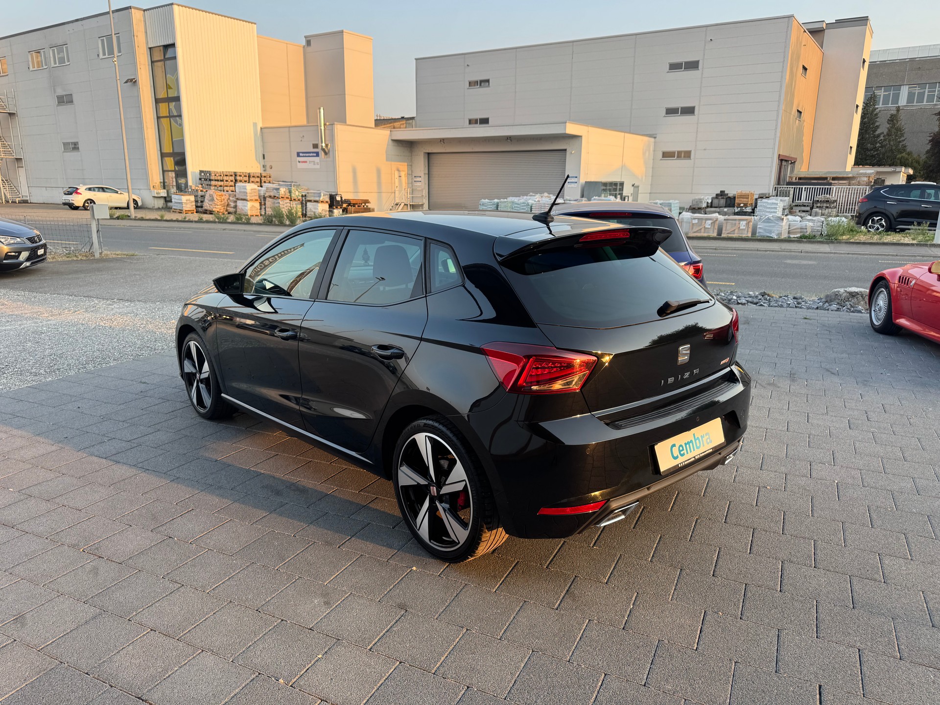 SEAT Ibiza 1.5 TSI EVO Swiss FR-image-7