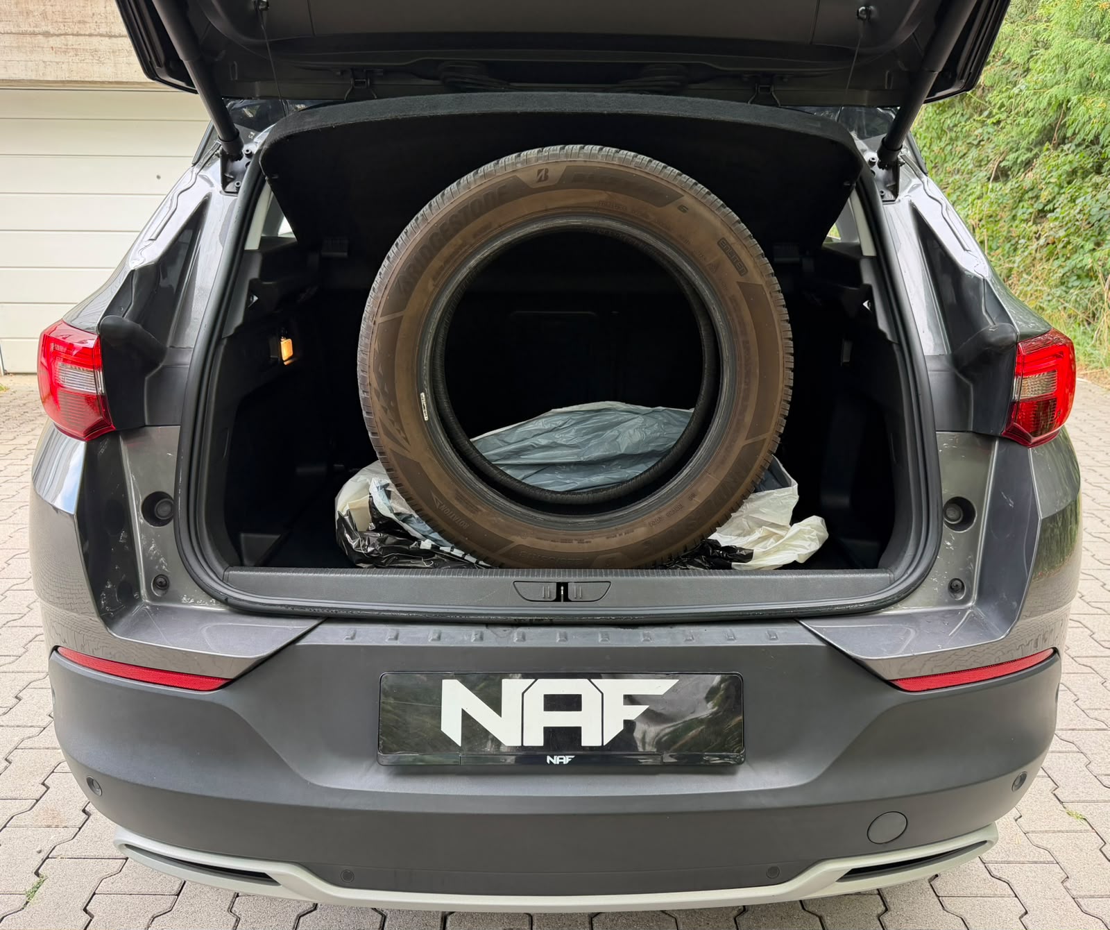 OPEL Grandland X 1.2i TP Excellence Automatik-image-13